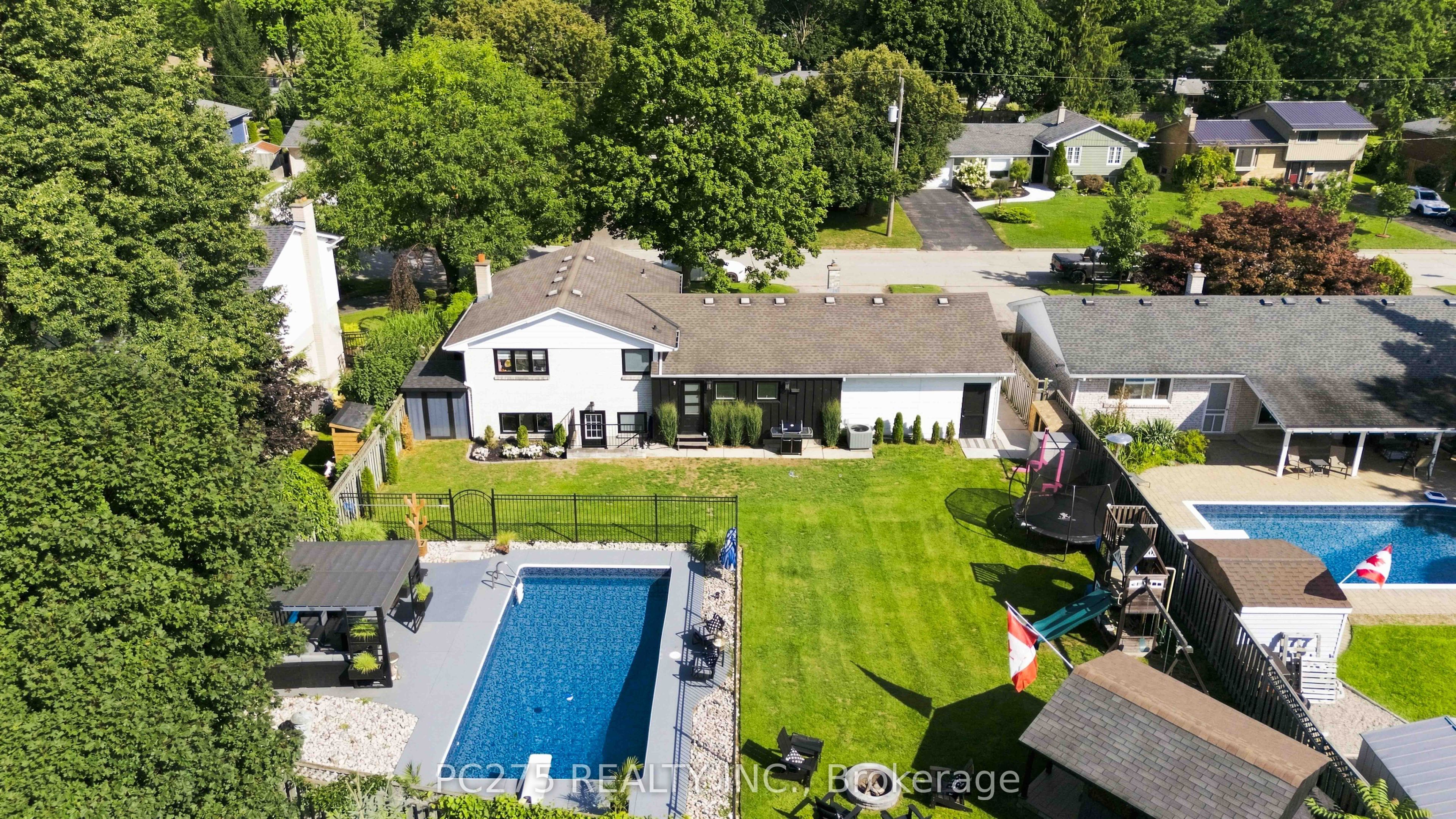 5 Field Road Property Photo 47