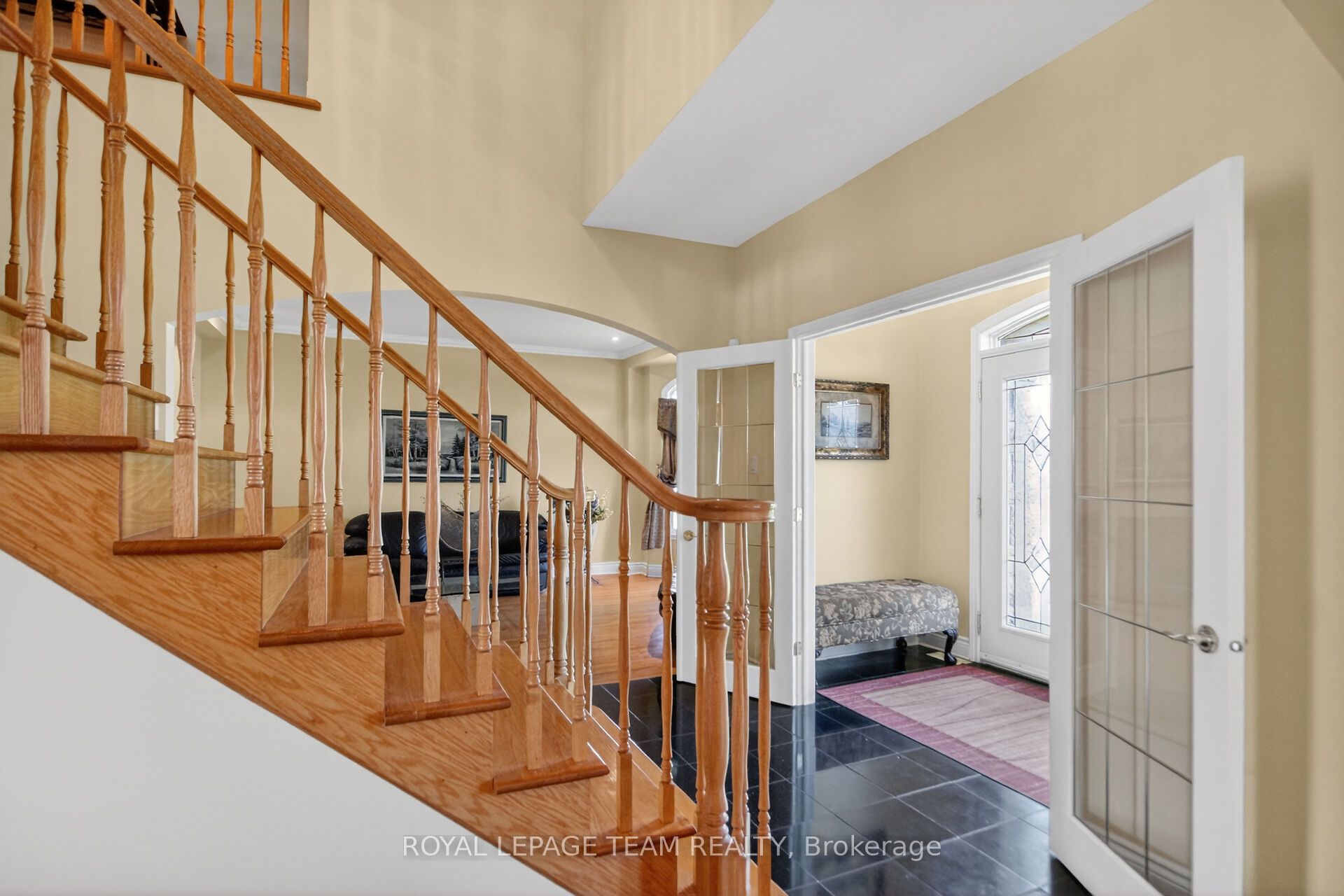 5472 Wicklow Drive Property Photo 7