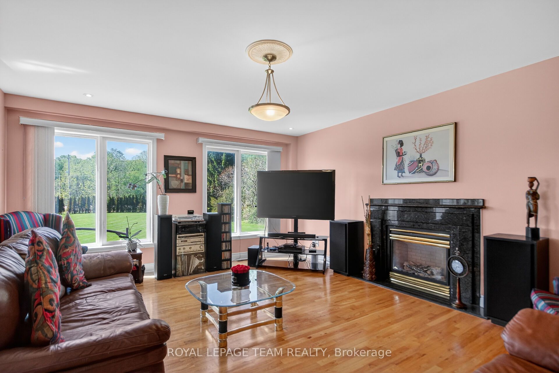 5472 Wicklow Drive Property Photo 18