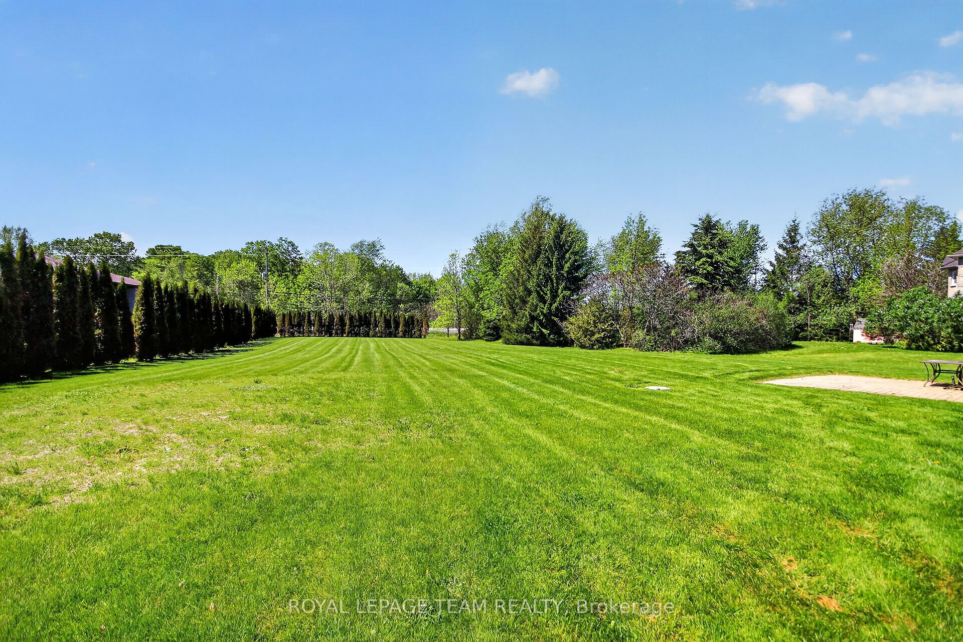 5472 Wicklow Drive Property Photo 39