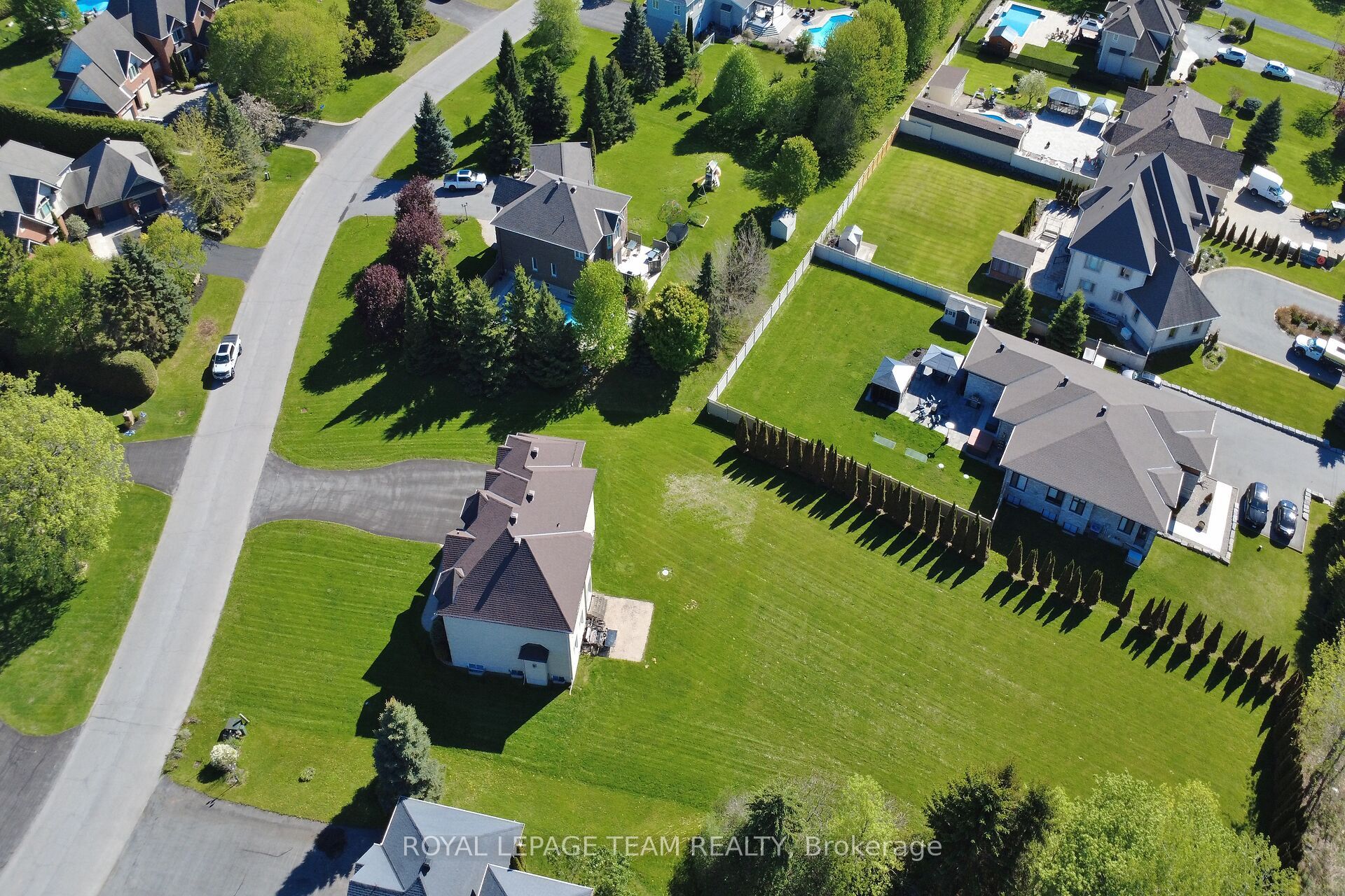 5472 Wicklow Drive Property Photo 46