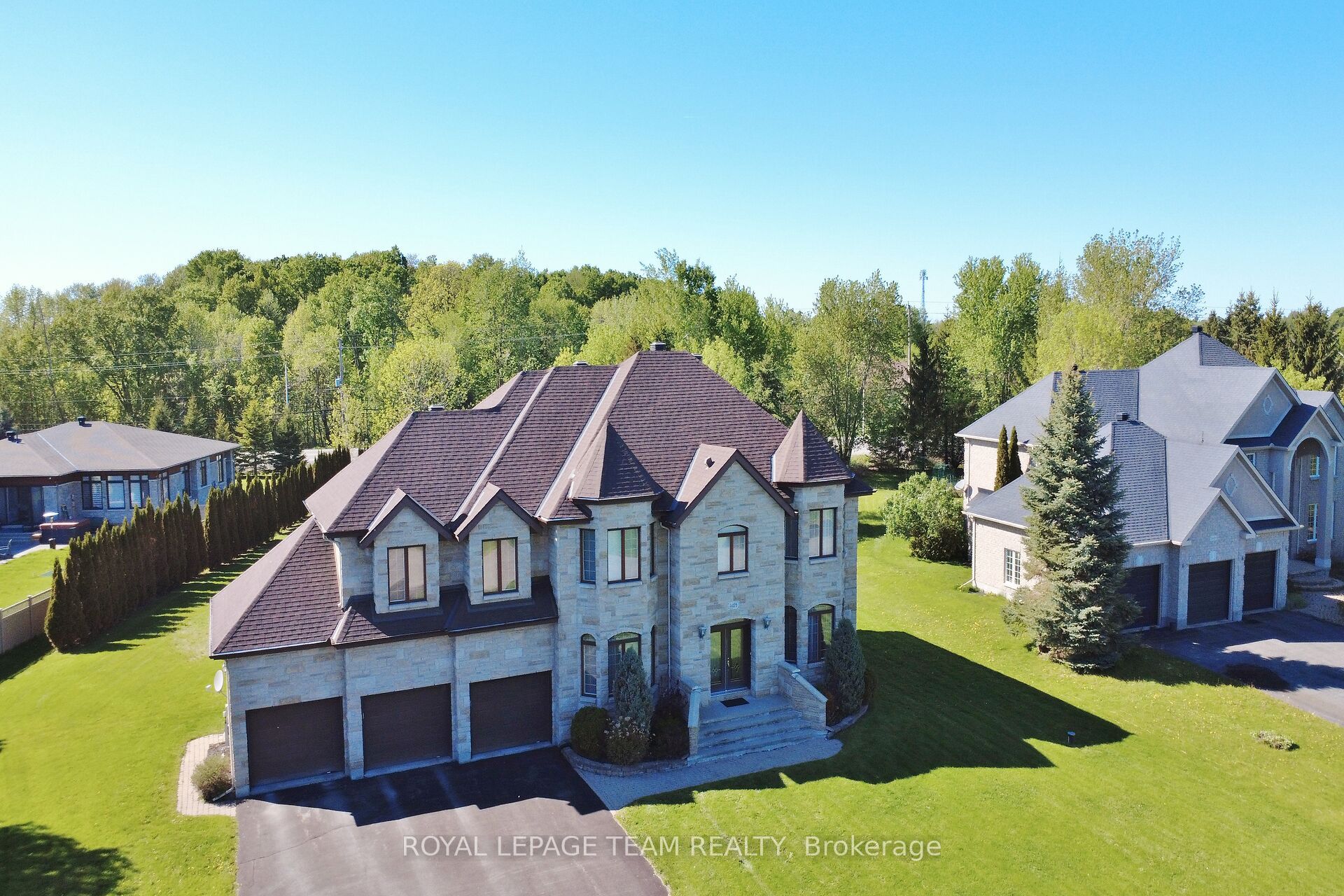 5472 Wicklow Drive Property Photo 48
