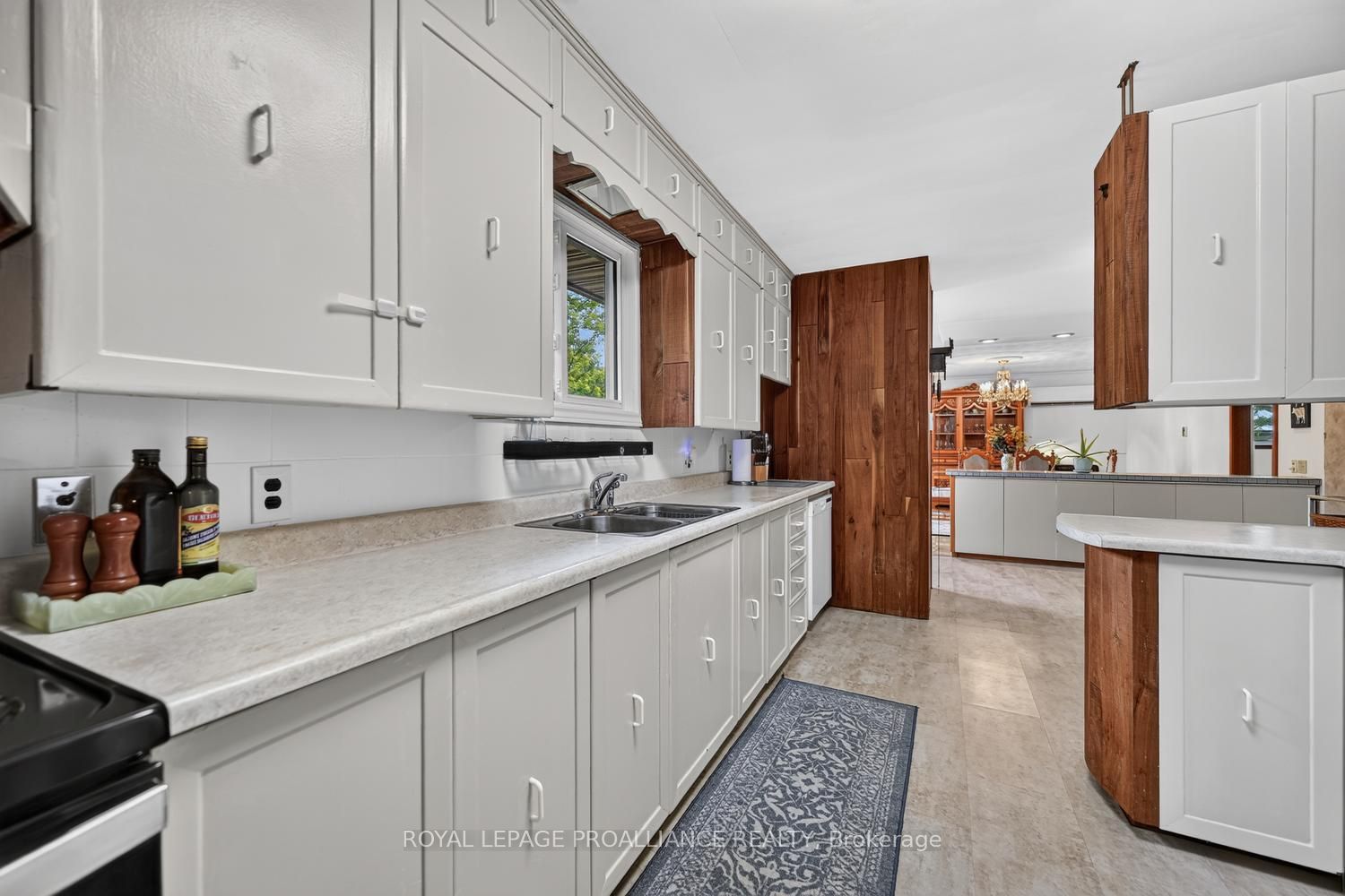 1115 Centennial Road Property Photo 3