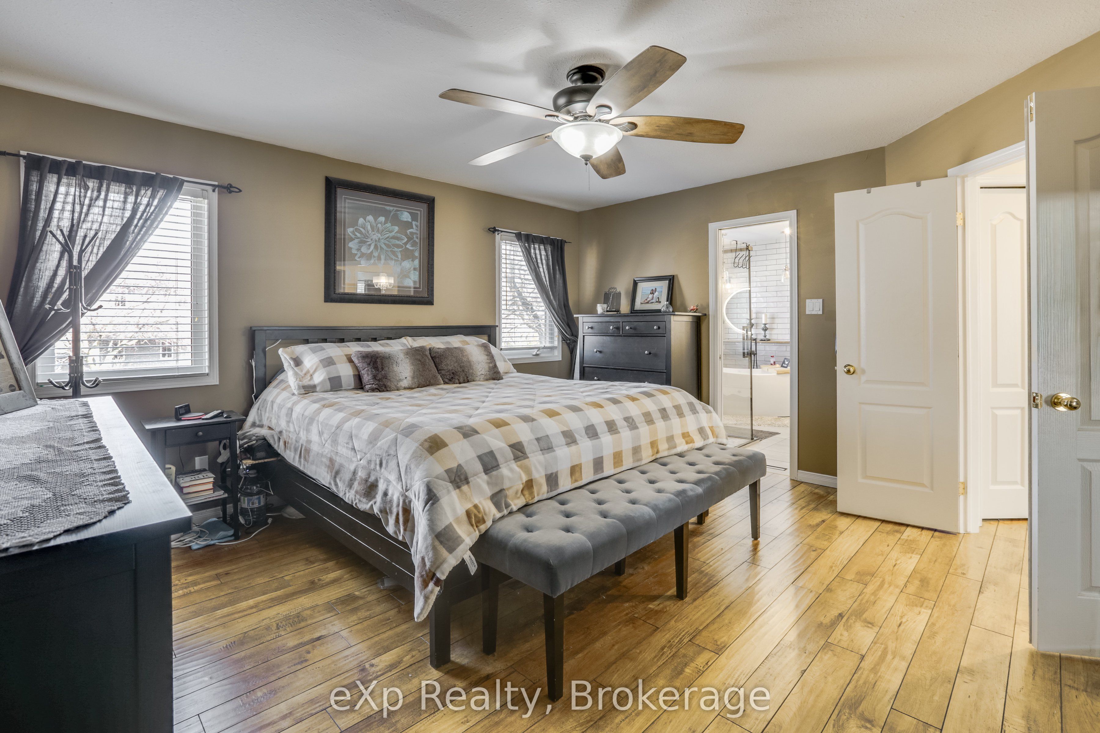 547 Forest Creek Place Property Photo 22
