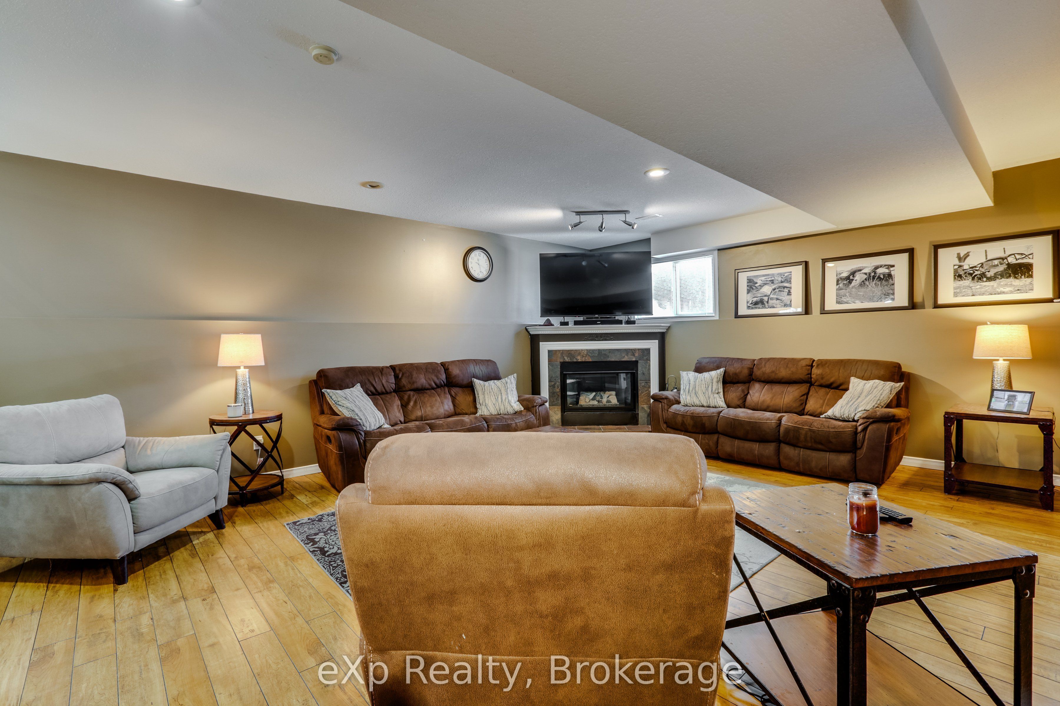 547 Forest Creek Place Property Photo 28