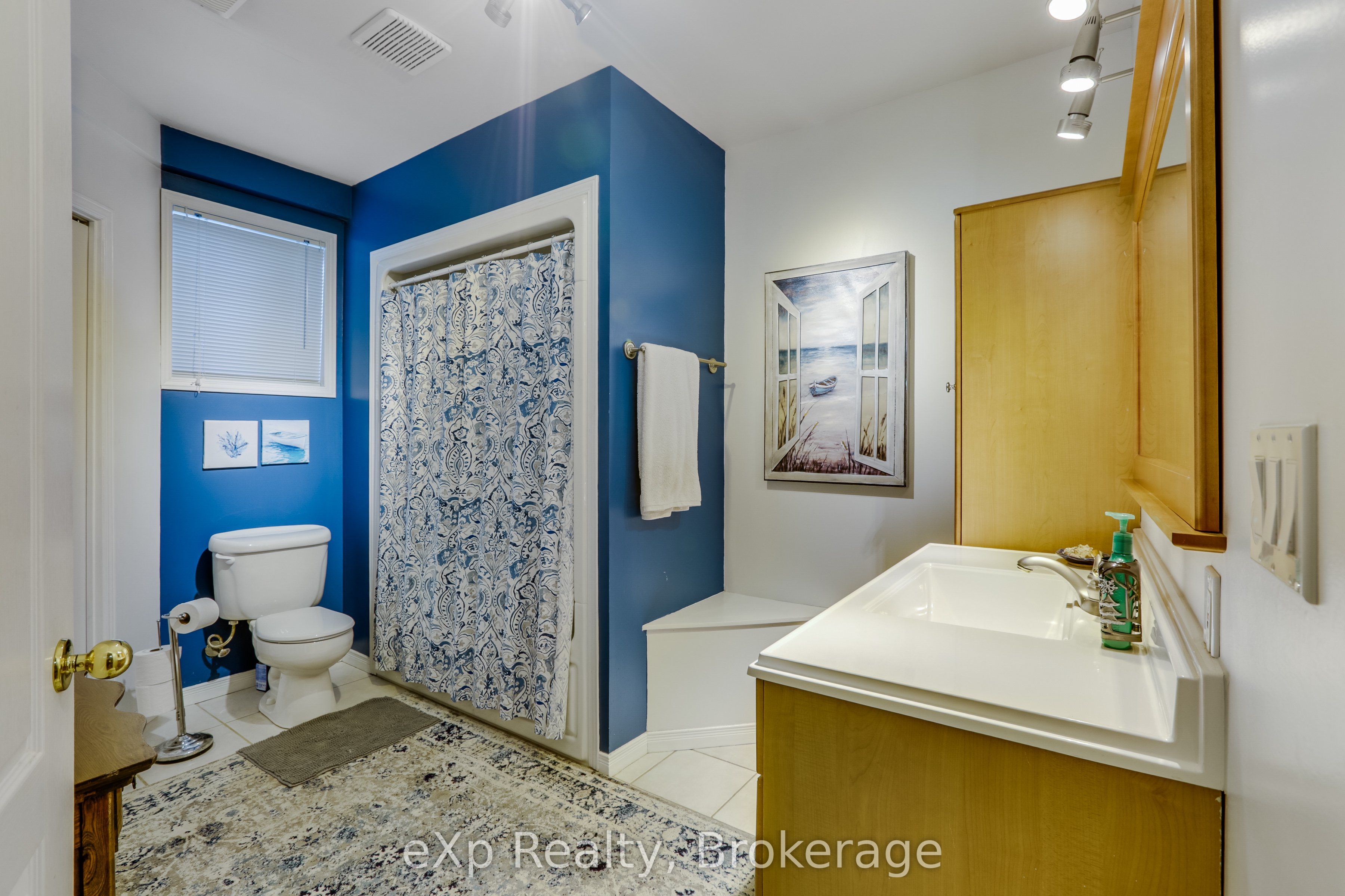 547 Forest Creek Place Property Photo 35