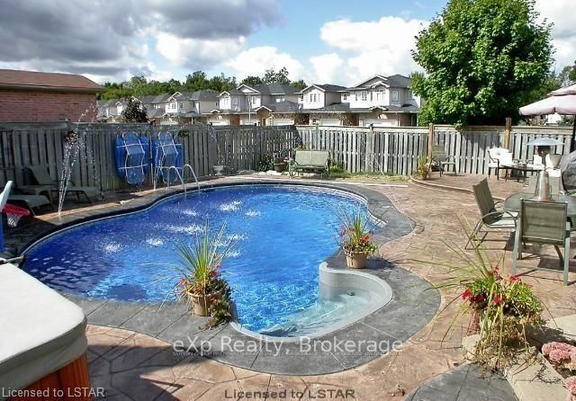 547 Forest Creek Place Property Photo 40