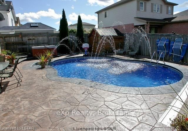 547 Forest Creek Place Property Photo 41