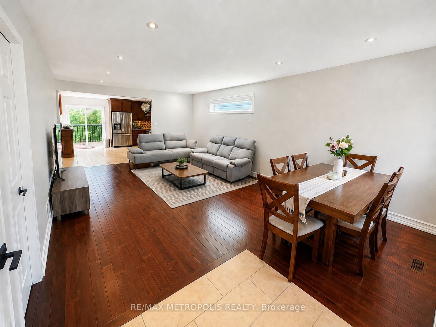 46 Whiterock Avenue Property Photo 1