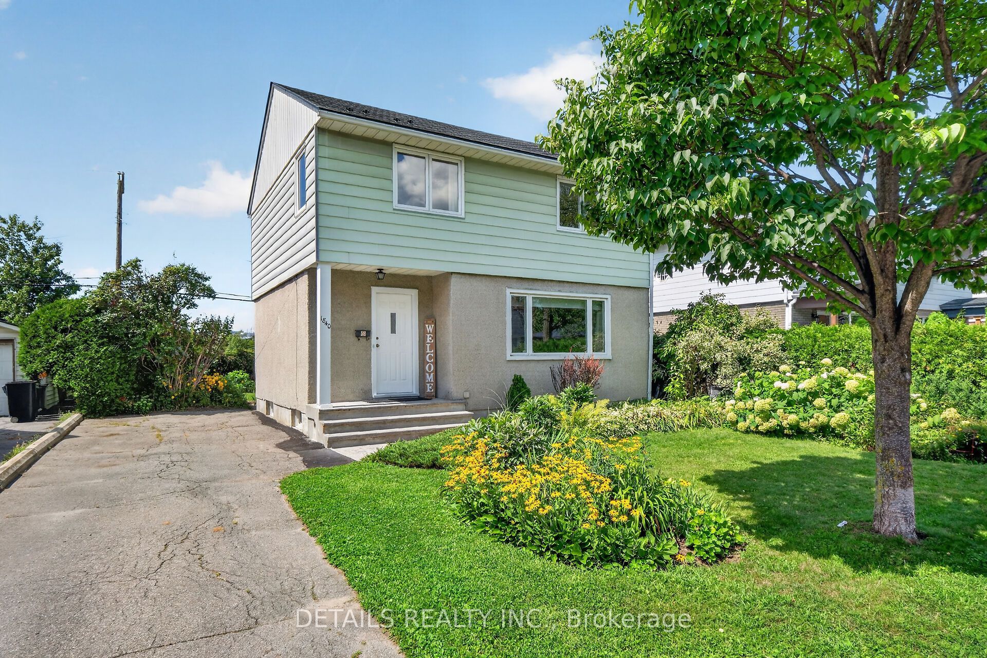 1840 Haig Drive Property Photo 1