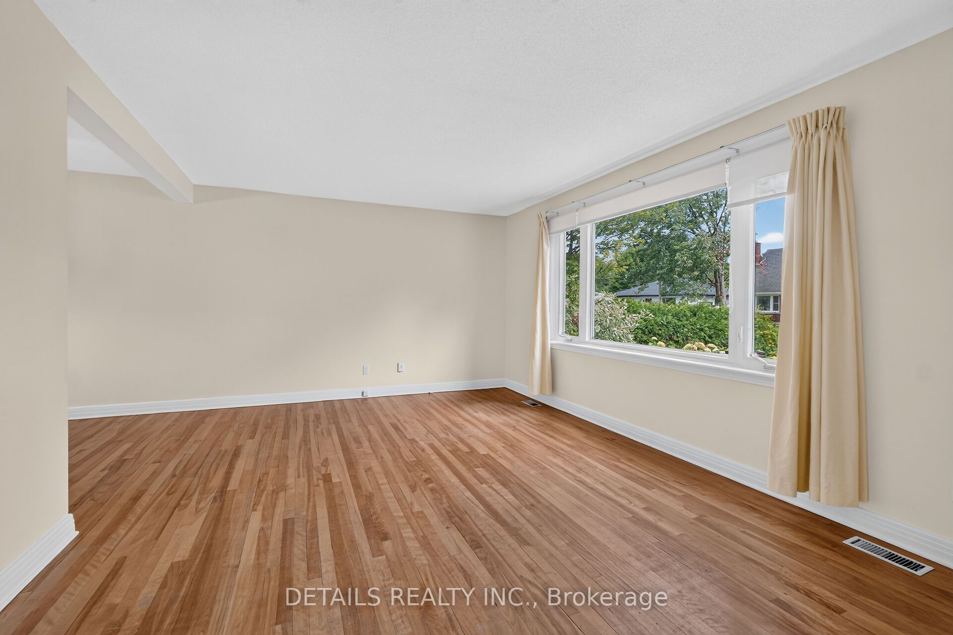 1840 Haig Drive Property Photo 12
