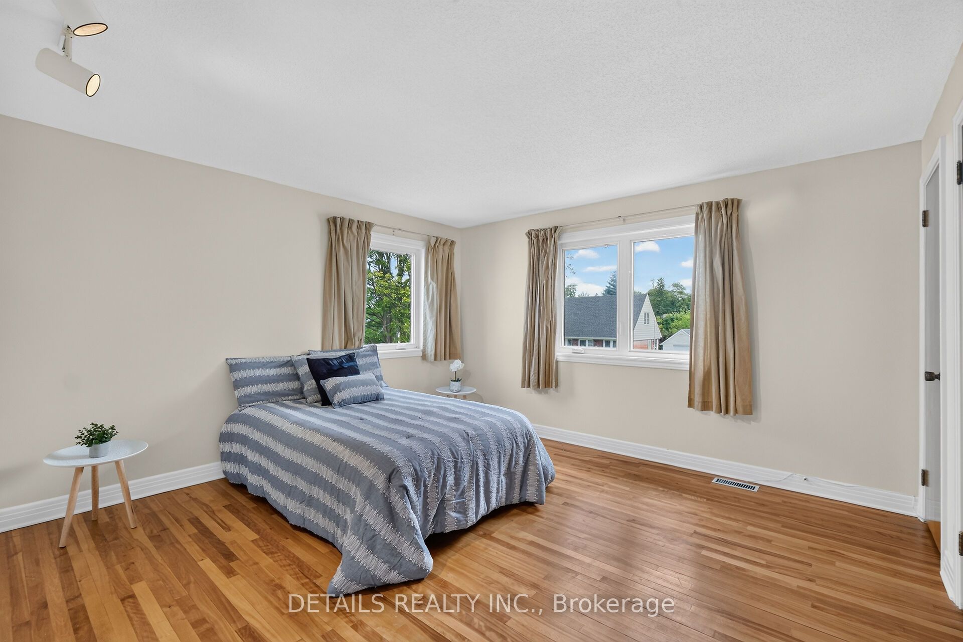 1840 Haig Drive Property Photo 30