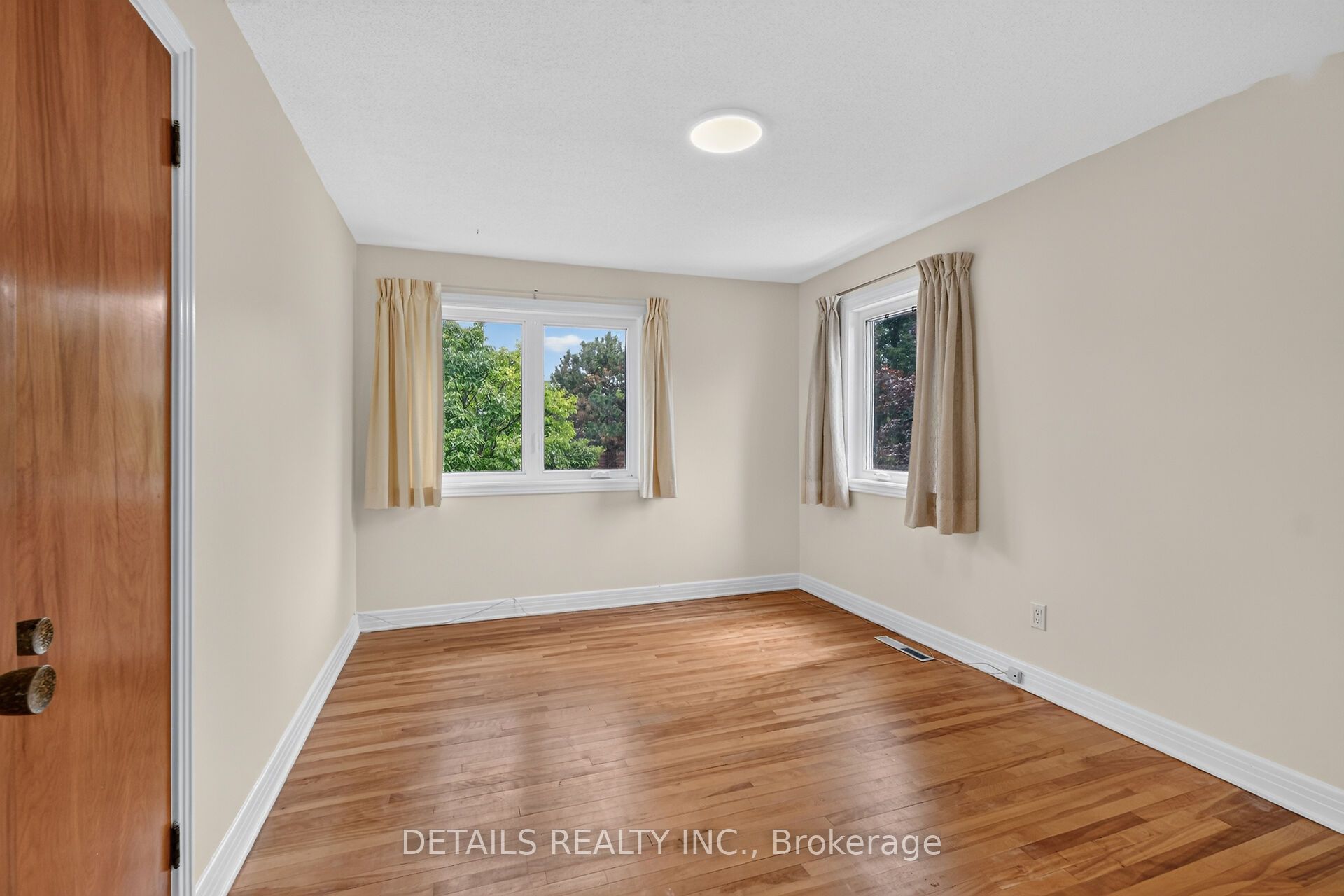 1840 Haig Drive Property Photo 33