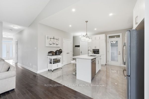 33 Solara Private Property Photo 12