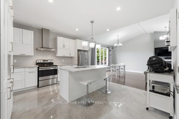 33 Solara Private Property Photo 15