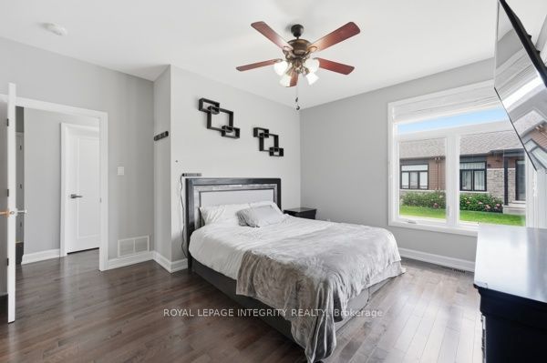 33 Solara Private Property Photo 18