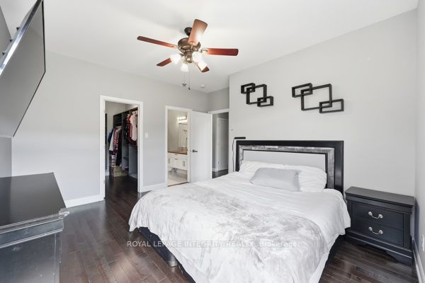 33 Solara Private Property Photo 19