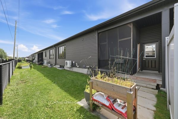 33 Solara Private Property Photo 28