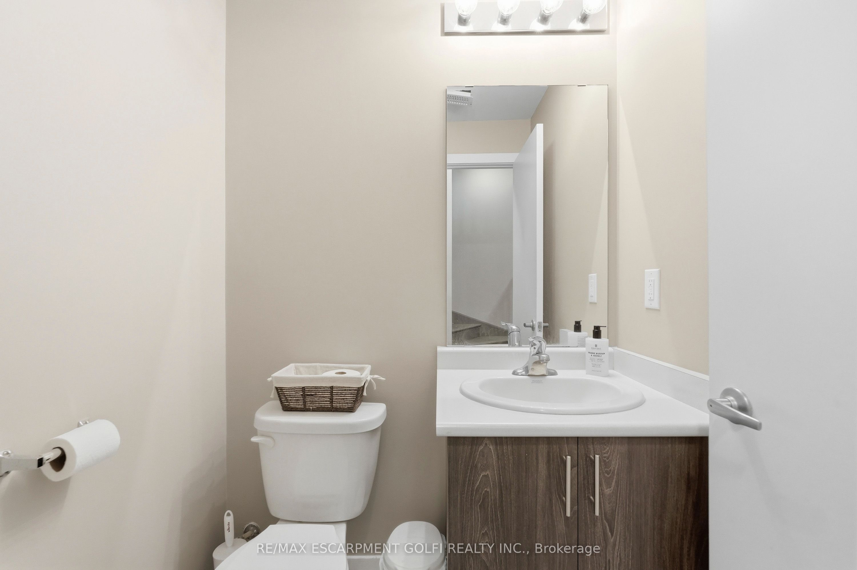6 Mulhollard Lane Property Photo 19