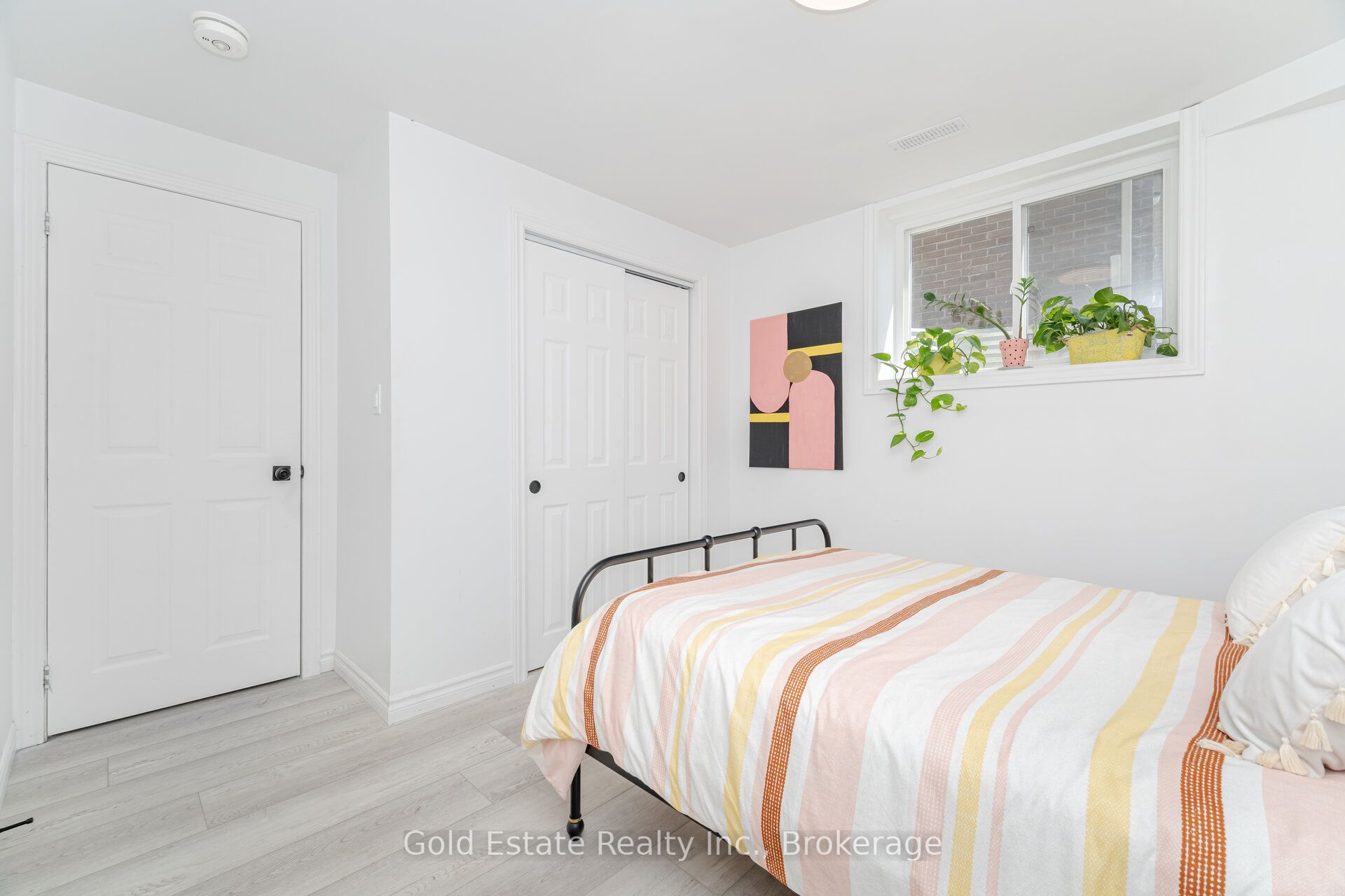 292 Freure Drive Bsmt Property Photo 15