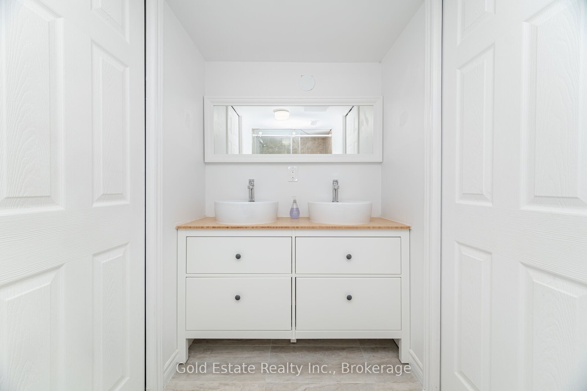 292 Freure Drive Bsmt Property Photo 22