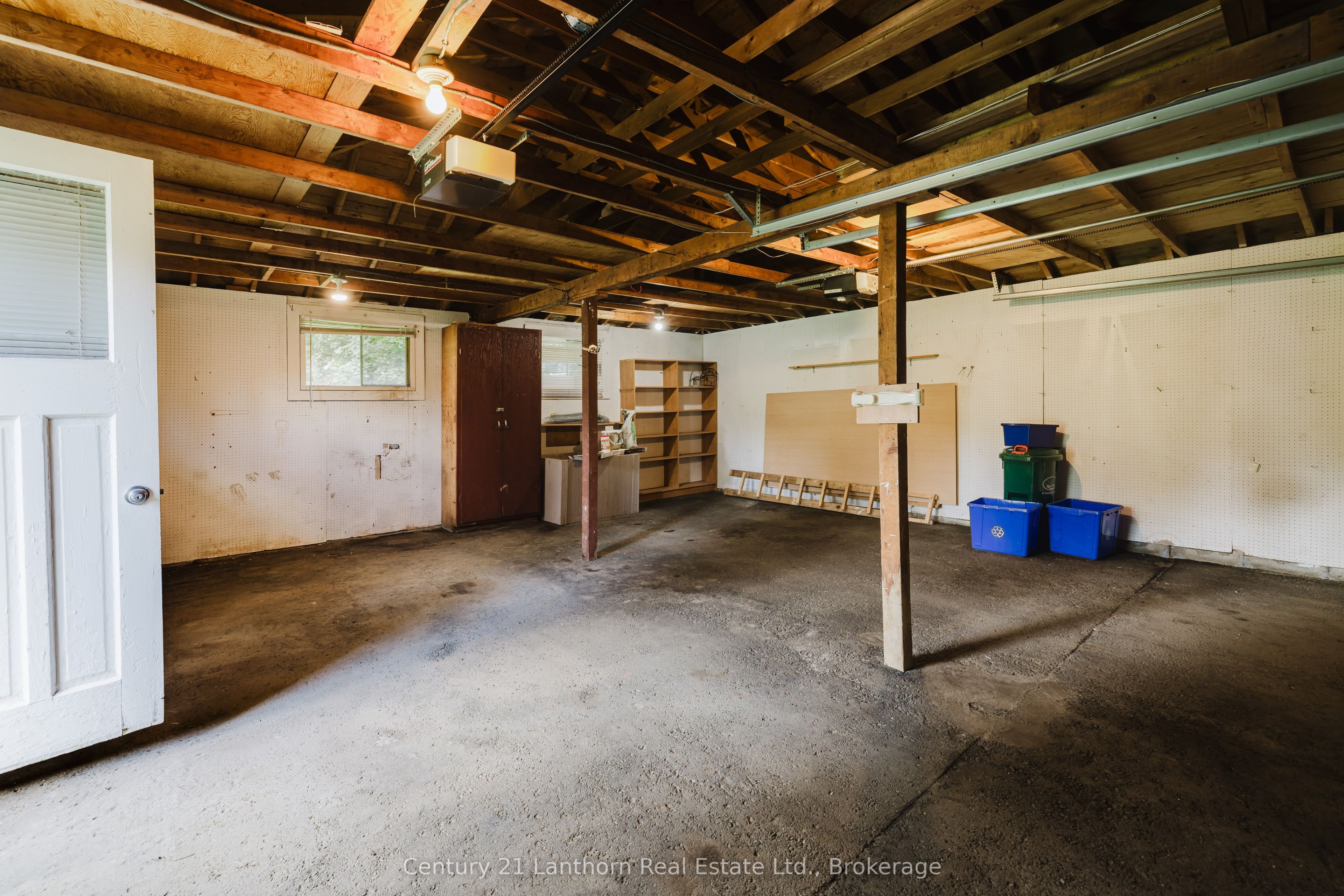 23 Wood Street Property Photo 33