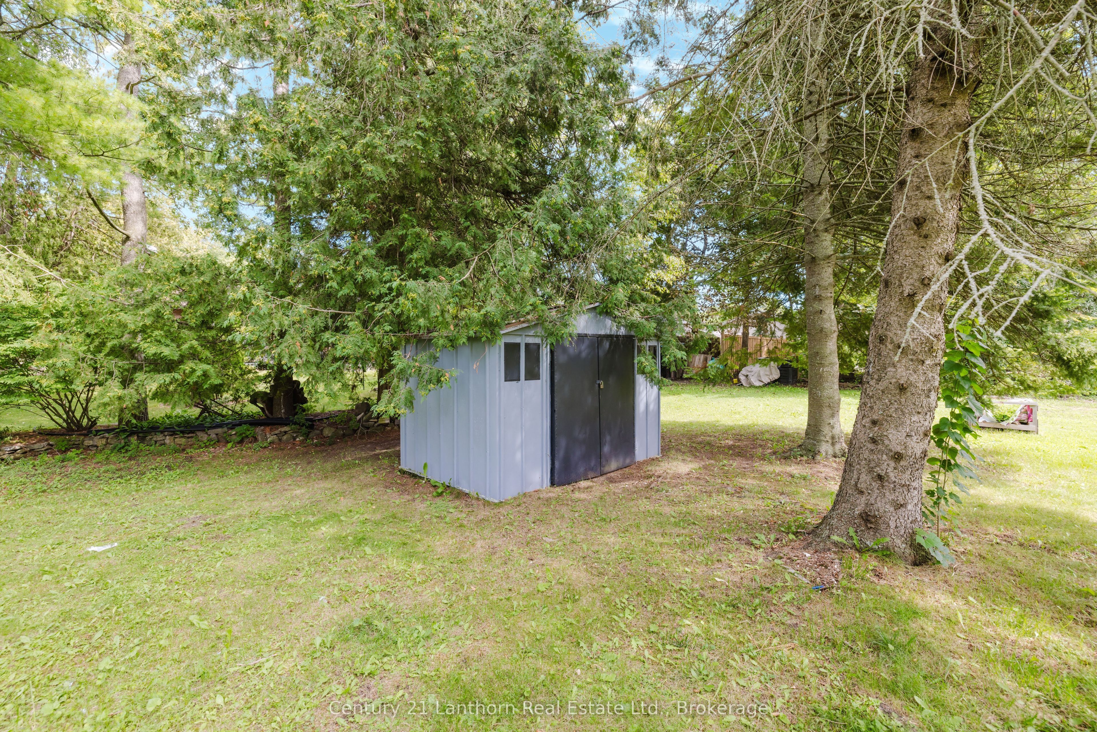 23 Wood Street Property Photo 43