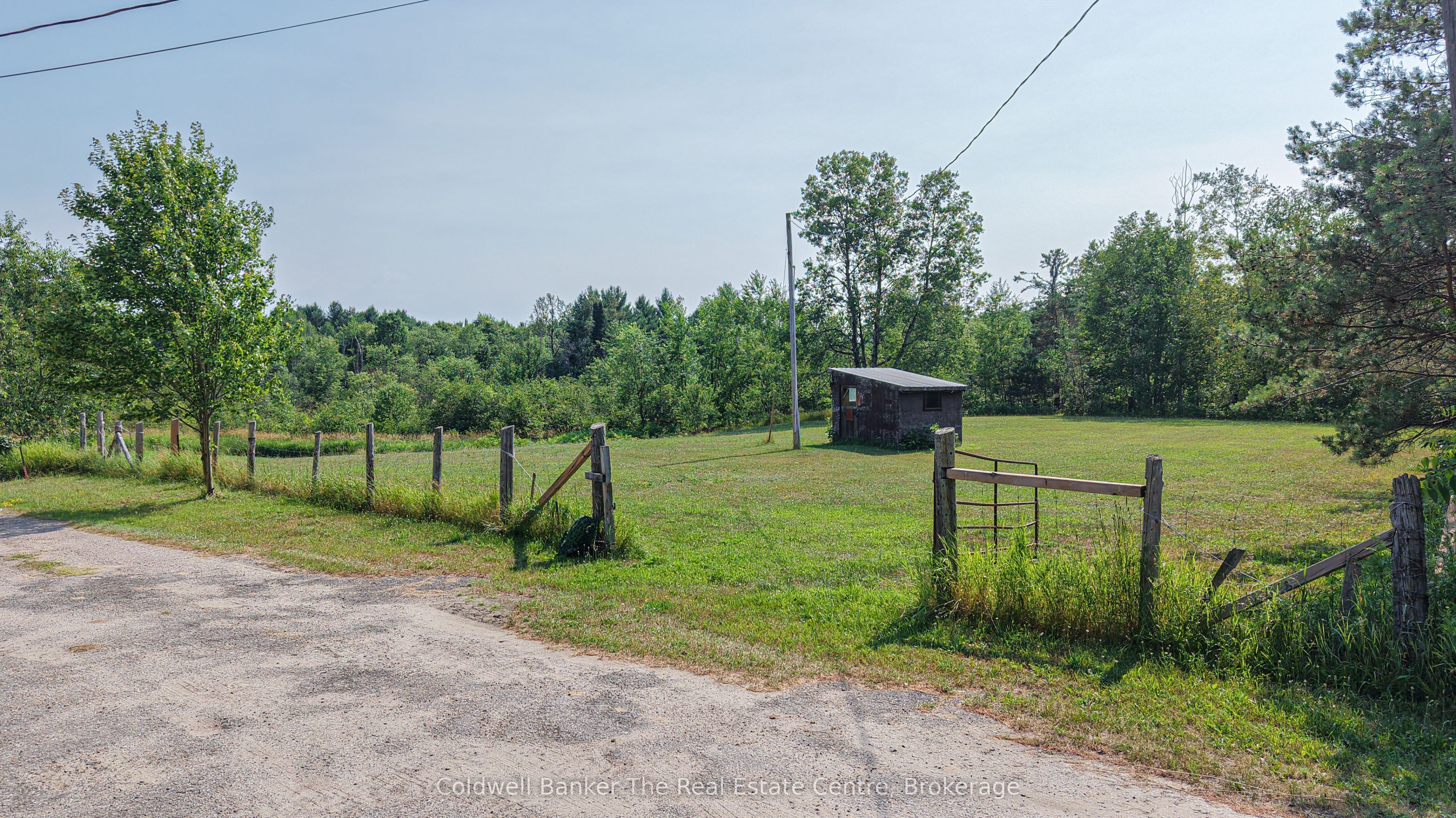 1121 Beiers Road Property Photo 3