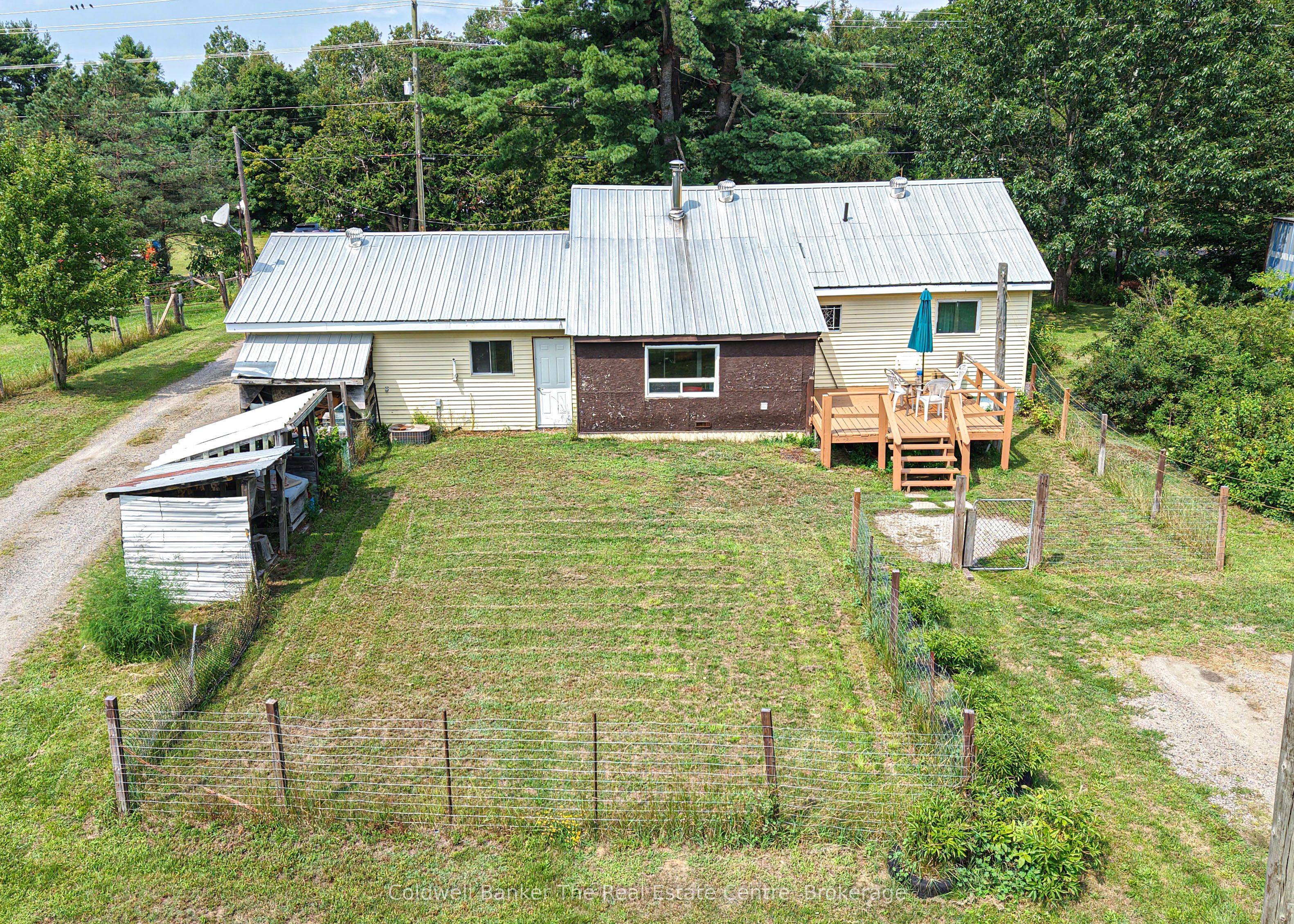 1121 Beiers Road Property Photo 7