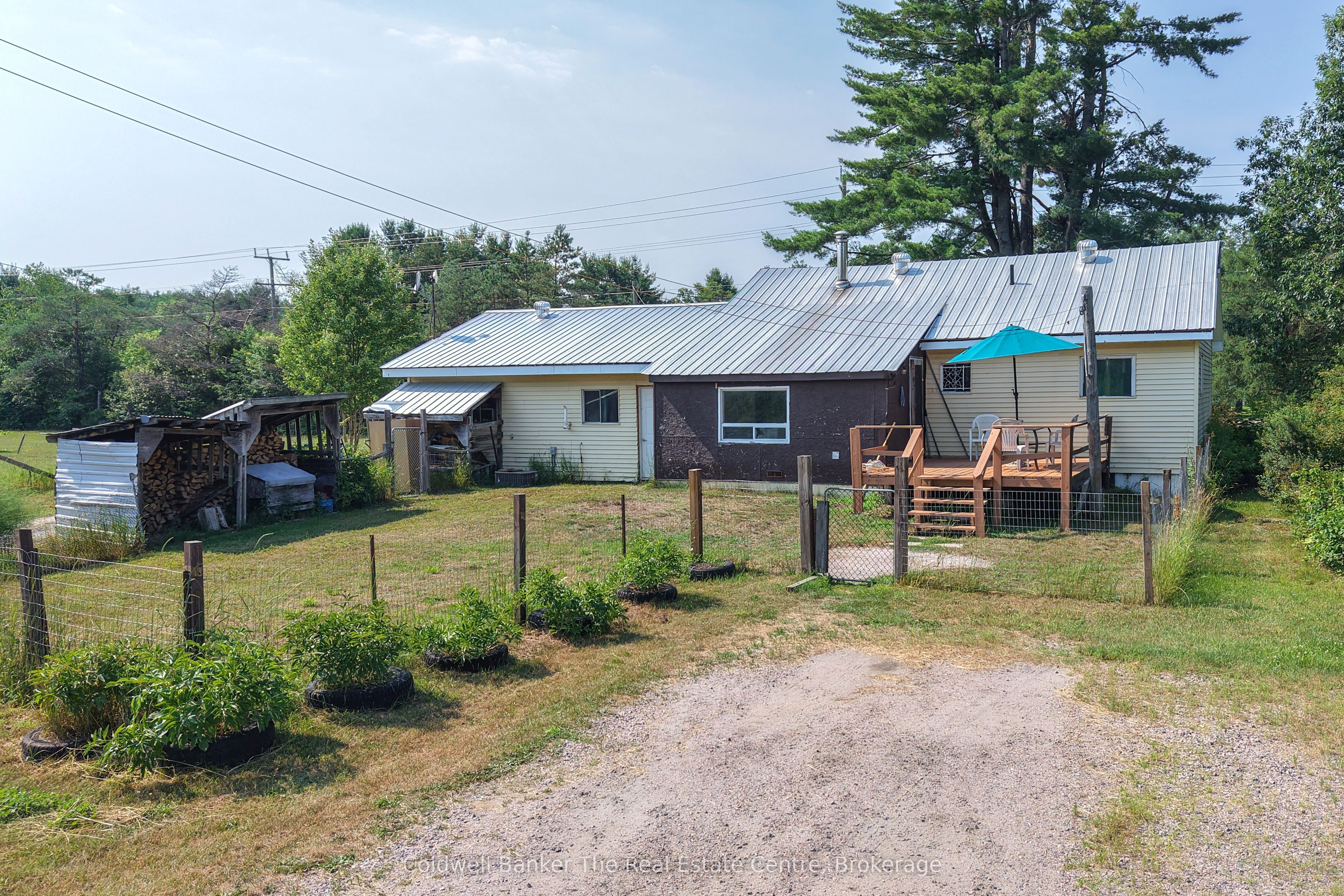 1121 Beiers Road Property Photo 12