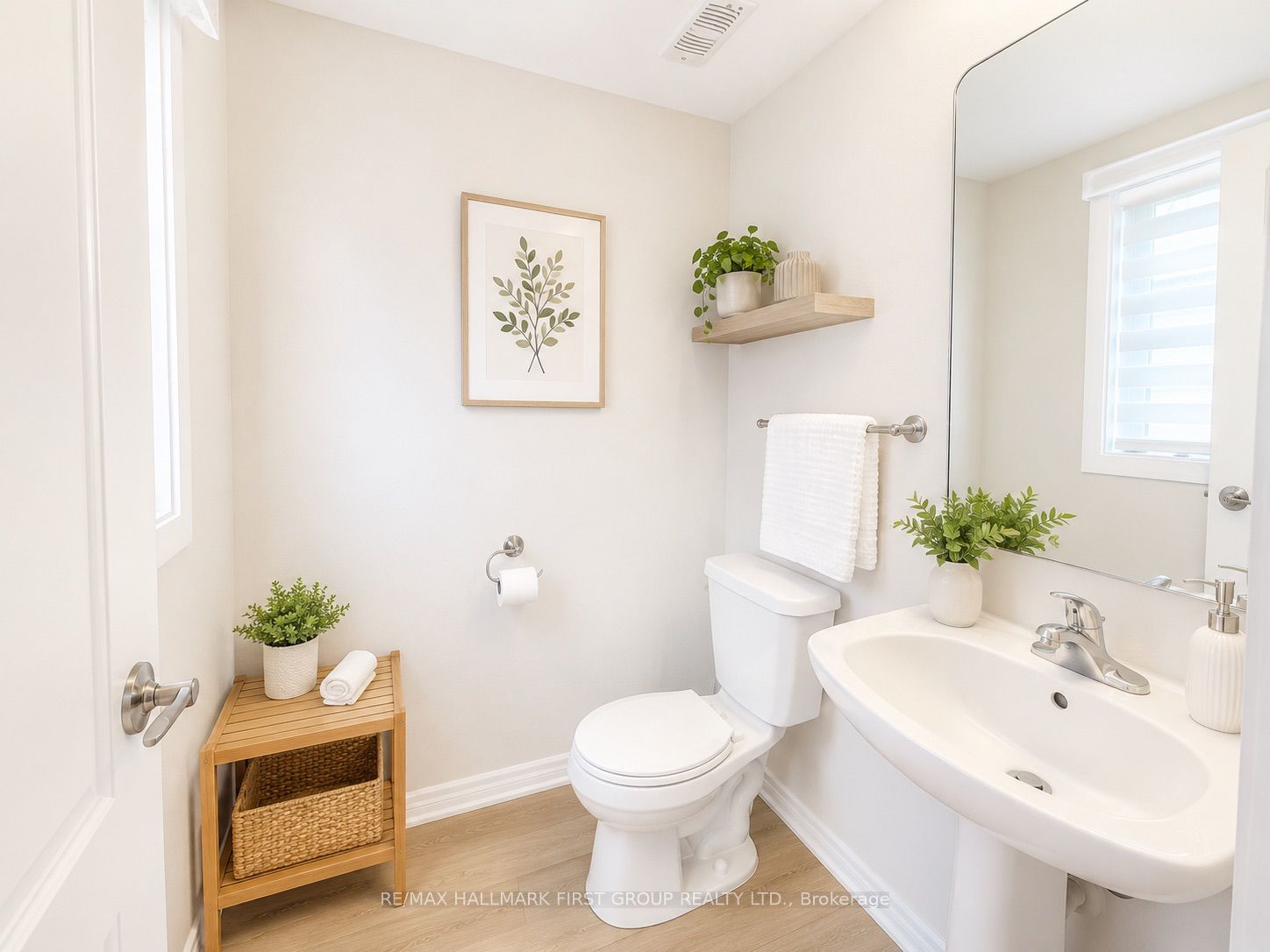 242 Law Drive 60 Property Photo 8