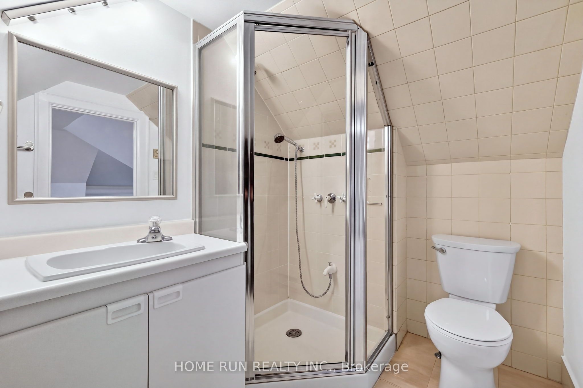 131 Acacia Avenue Property Photo 23
