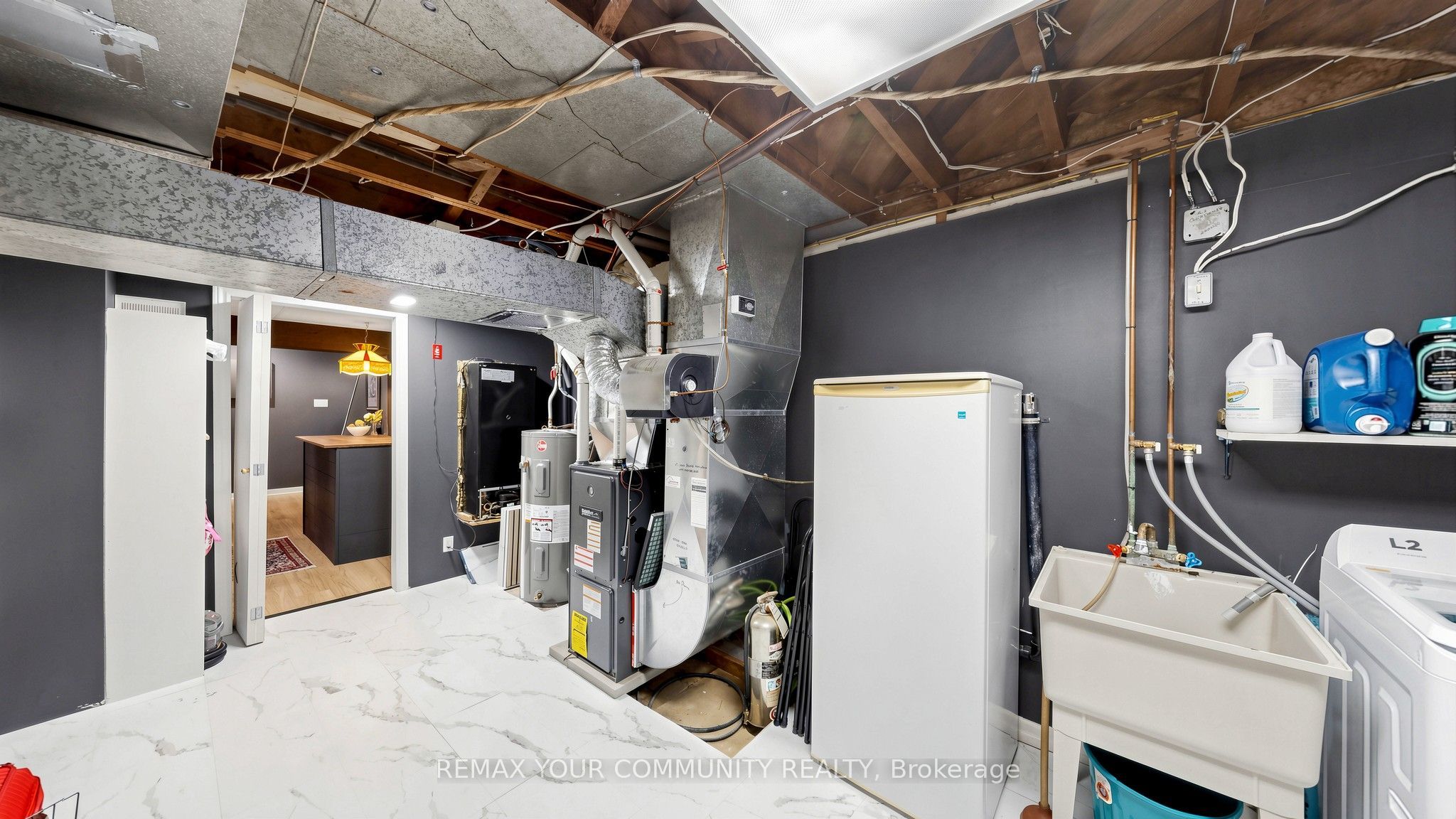 675 Lundys Lane Property Photo 35
