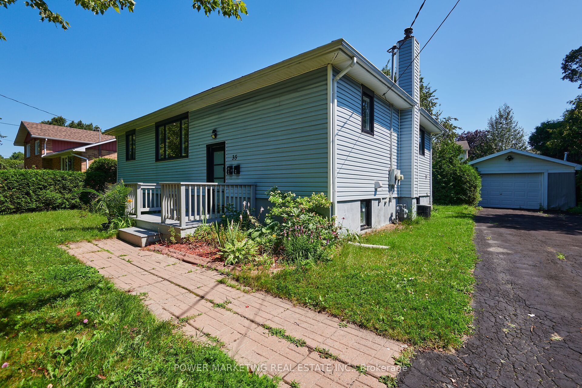 35 Tauvette Street Property Photo 4