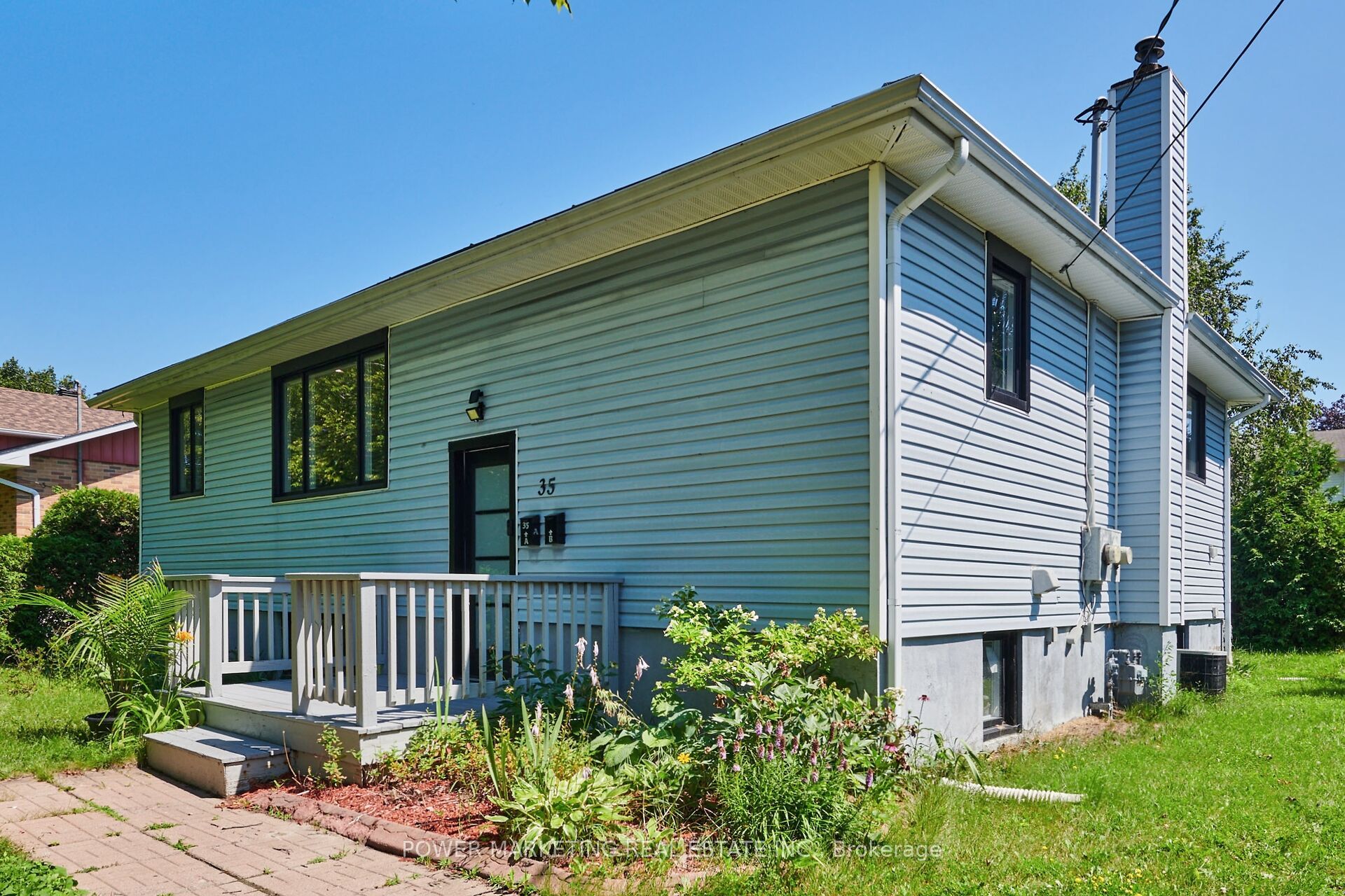 35 Tauvette Street Property Photo 5