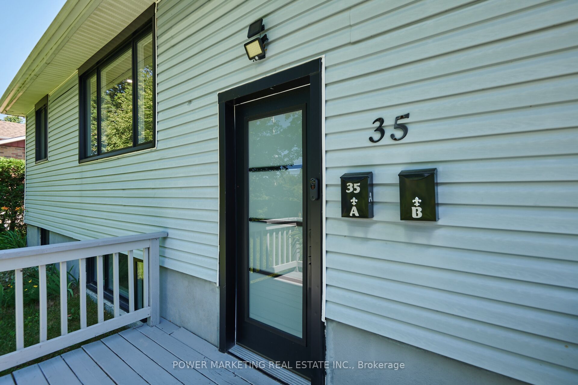 35 Tauvette Street Property Photo 6