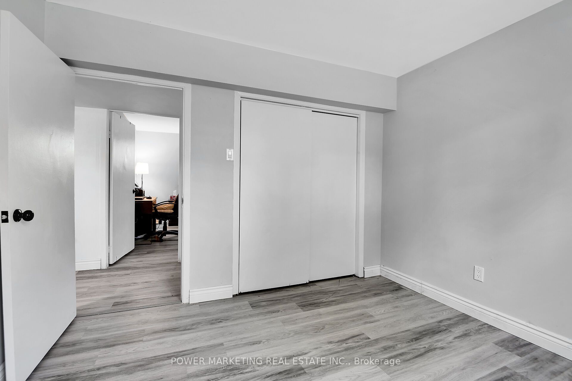35 Tauvette Street Property Photo 38