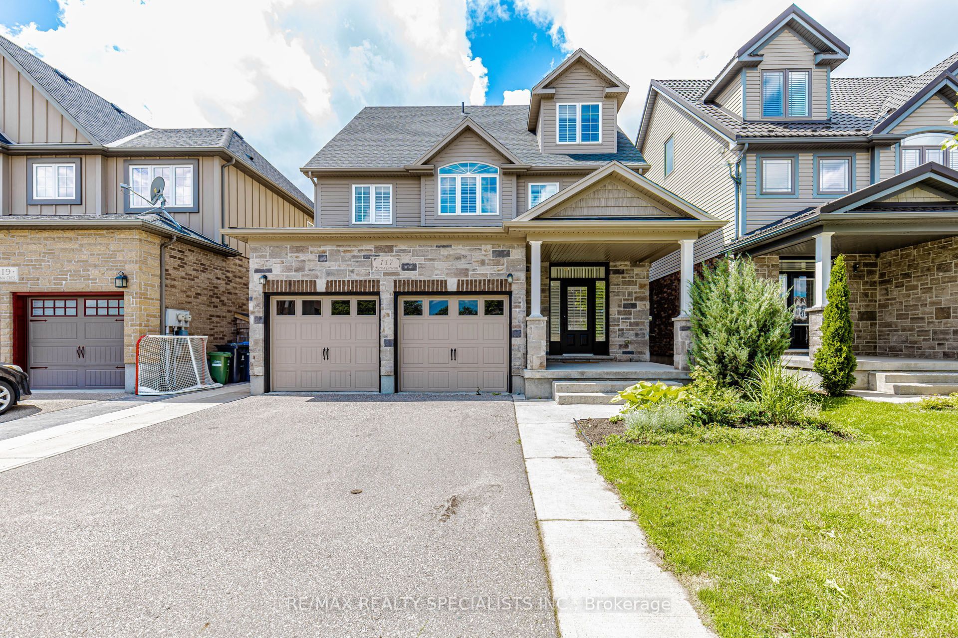 117 Norma Crescent Property Photo 1
