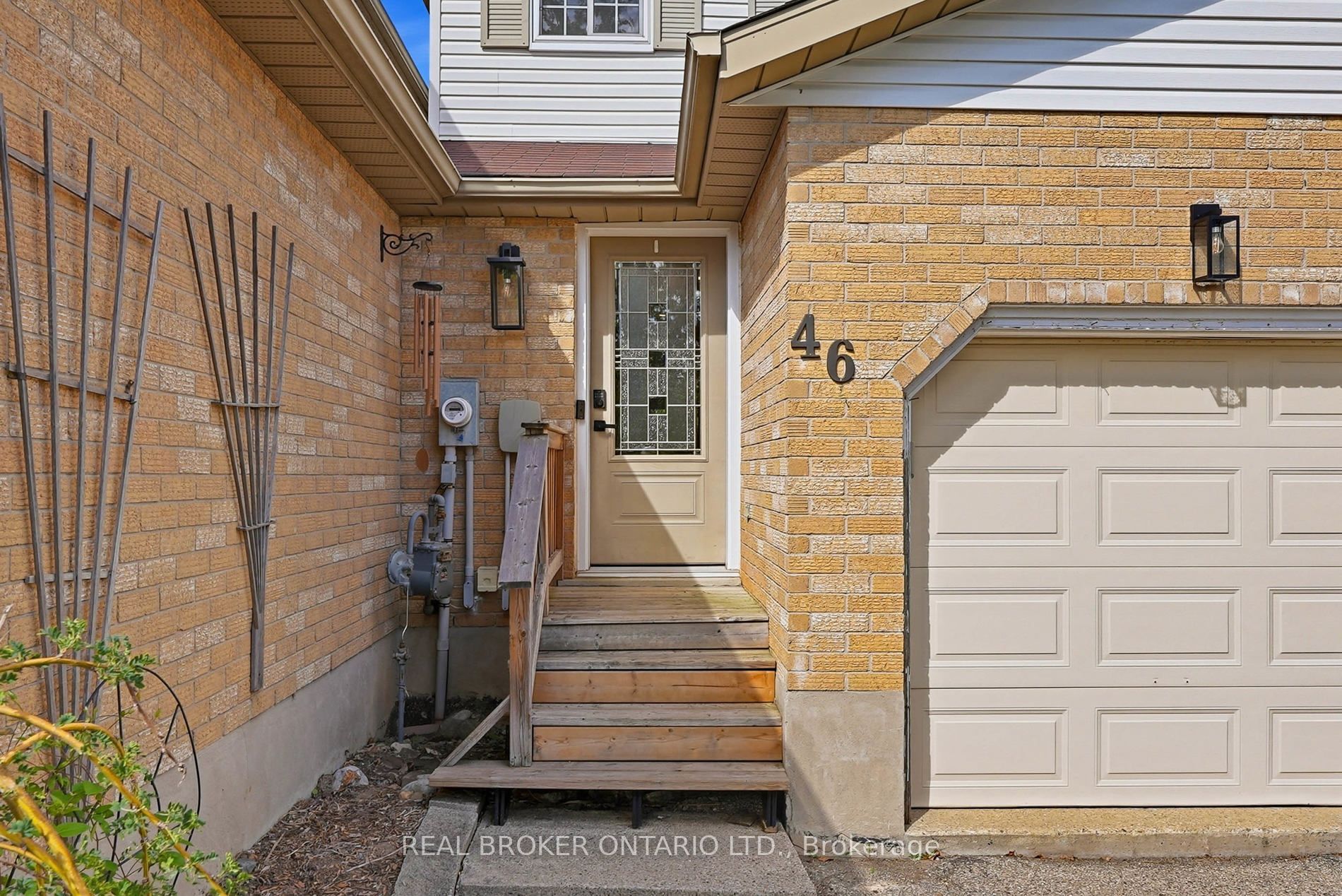 46 Andrews Drive Property Photo 3