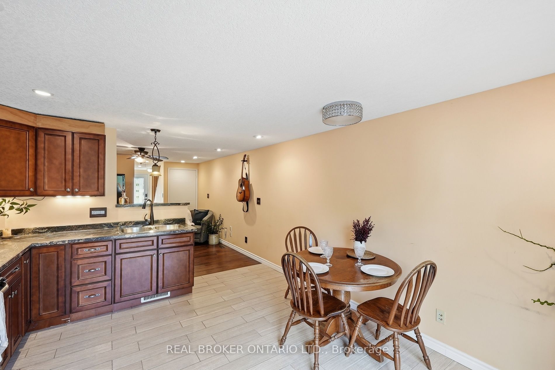 46 Andrews Drive Property Photo 12