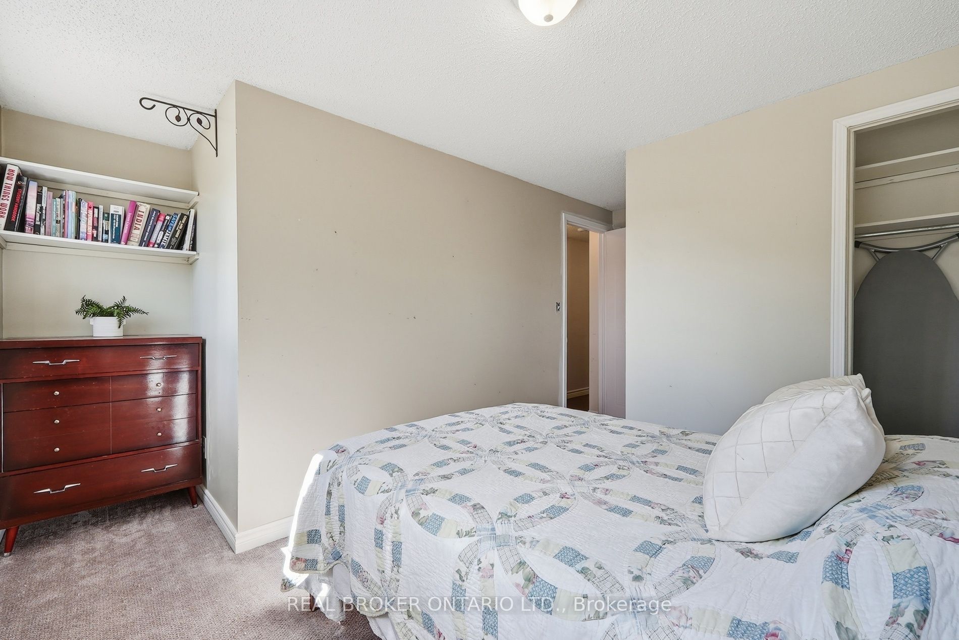 46 Andrews Drive Property Photo 19