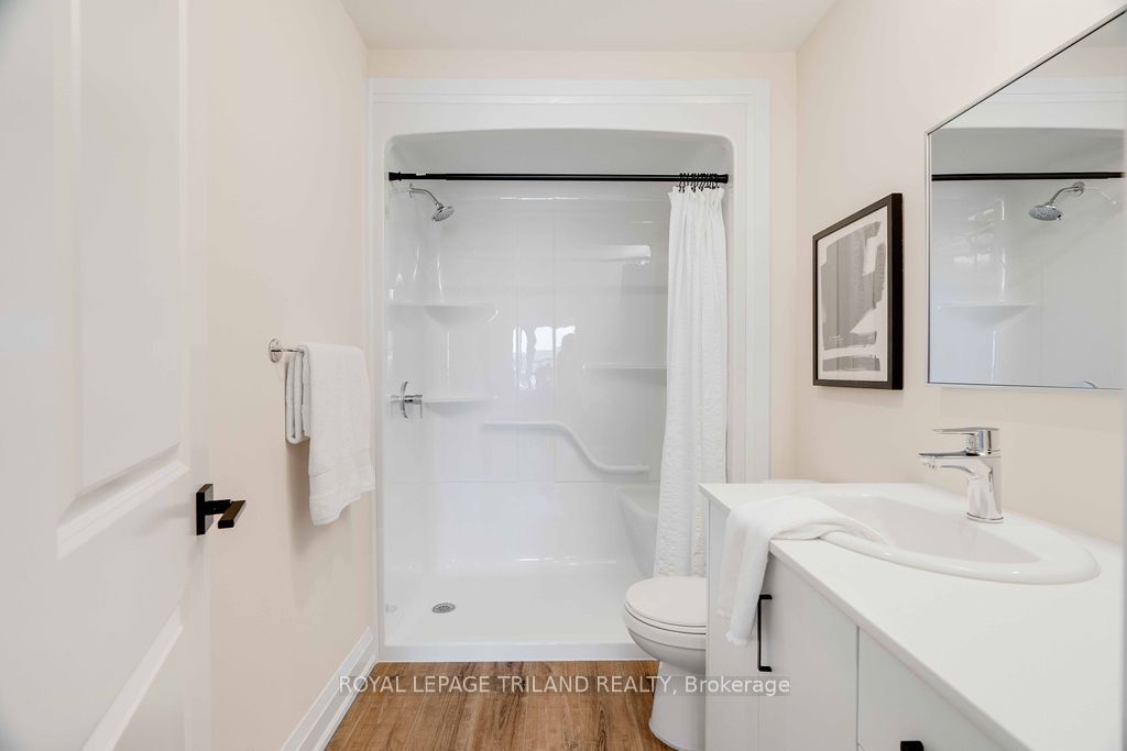 865 Kleinburg Drive 106 Property Photo 8