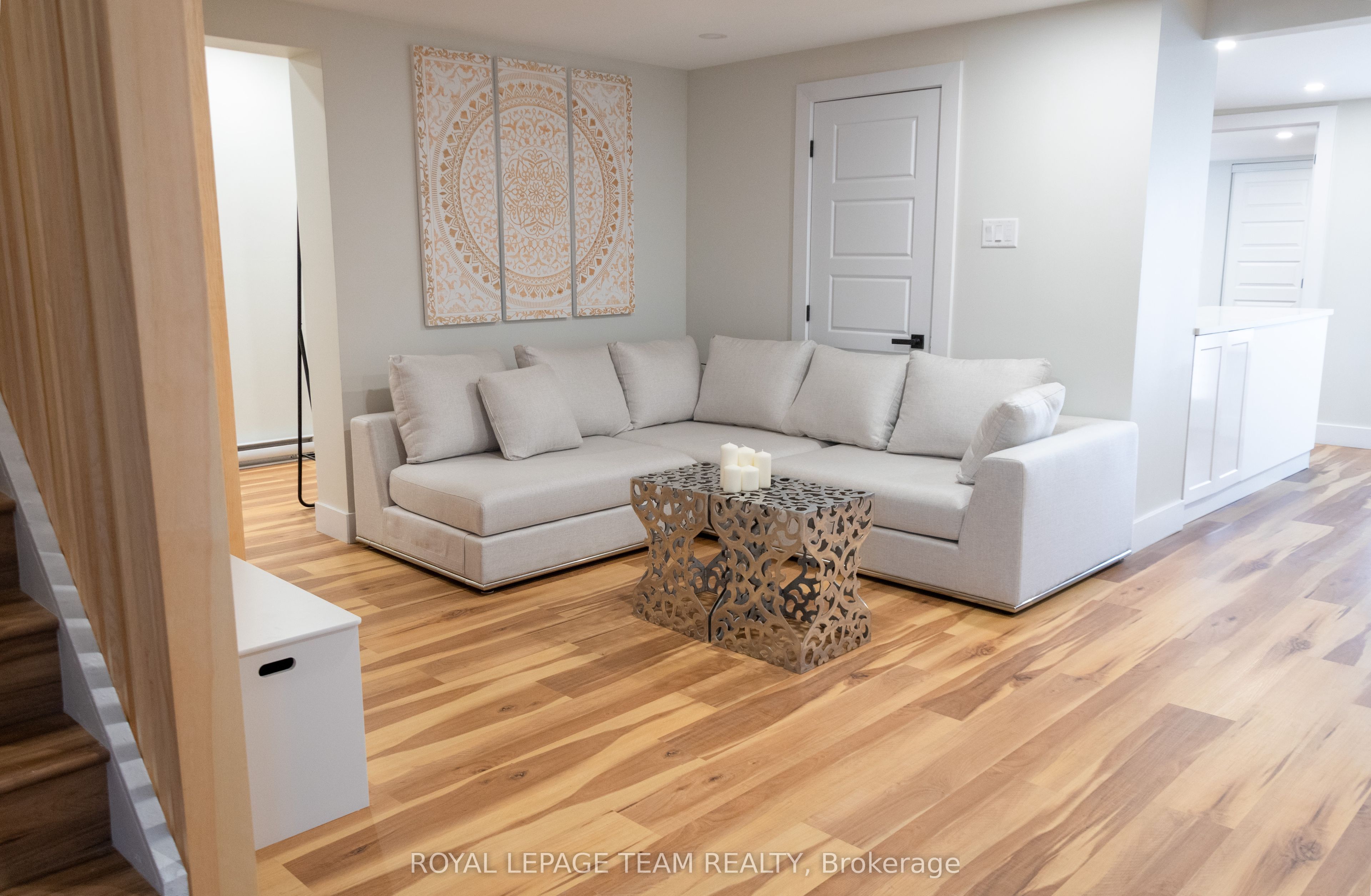 121 Carruthers Avenue Property Photo 9