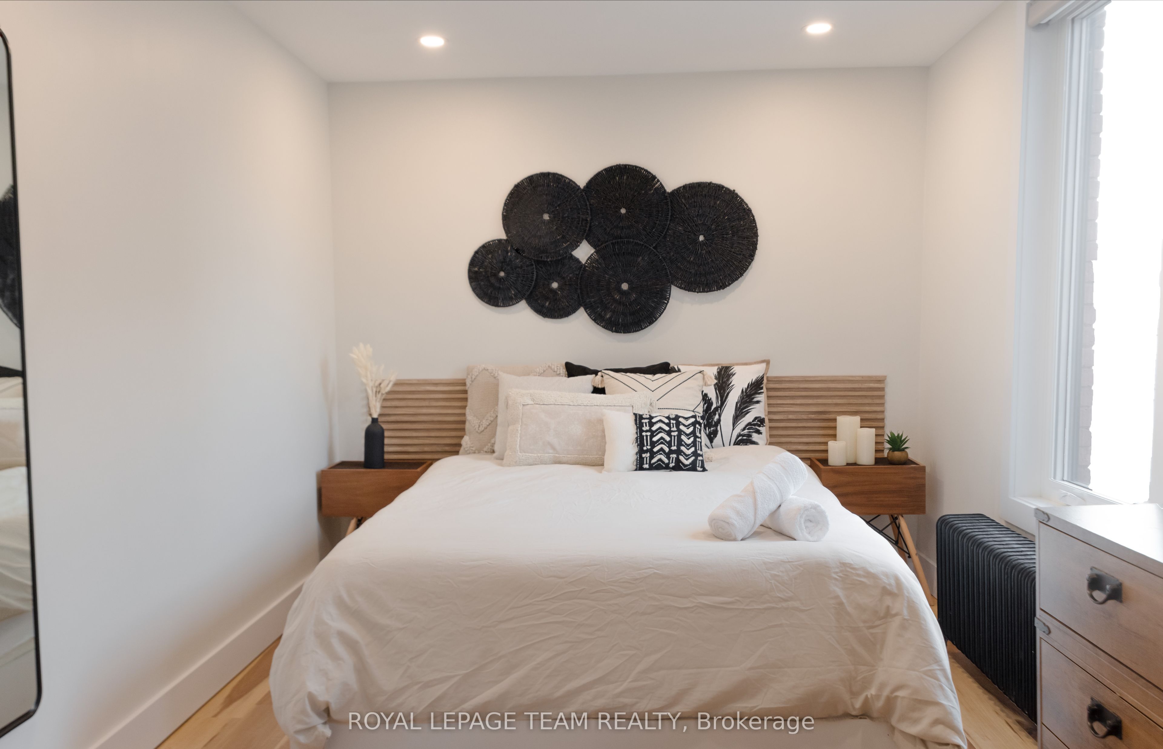 121 Carruthers Avenue Property Photo 11