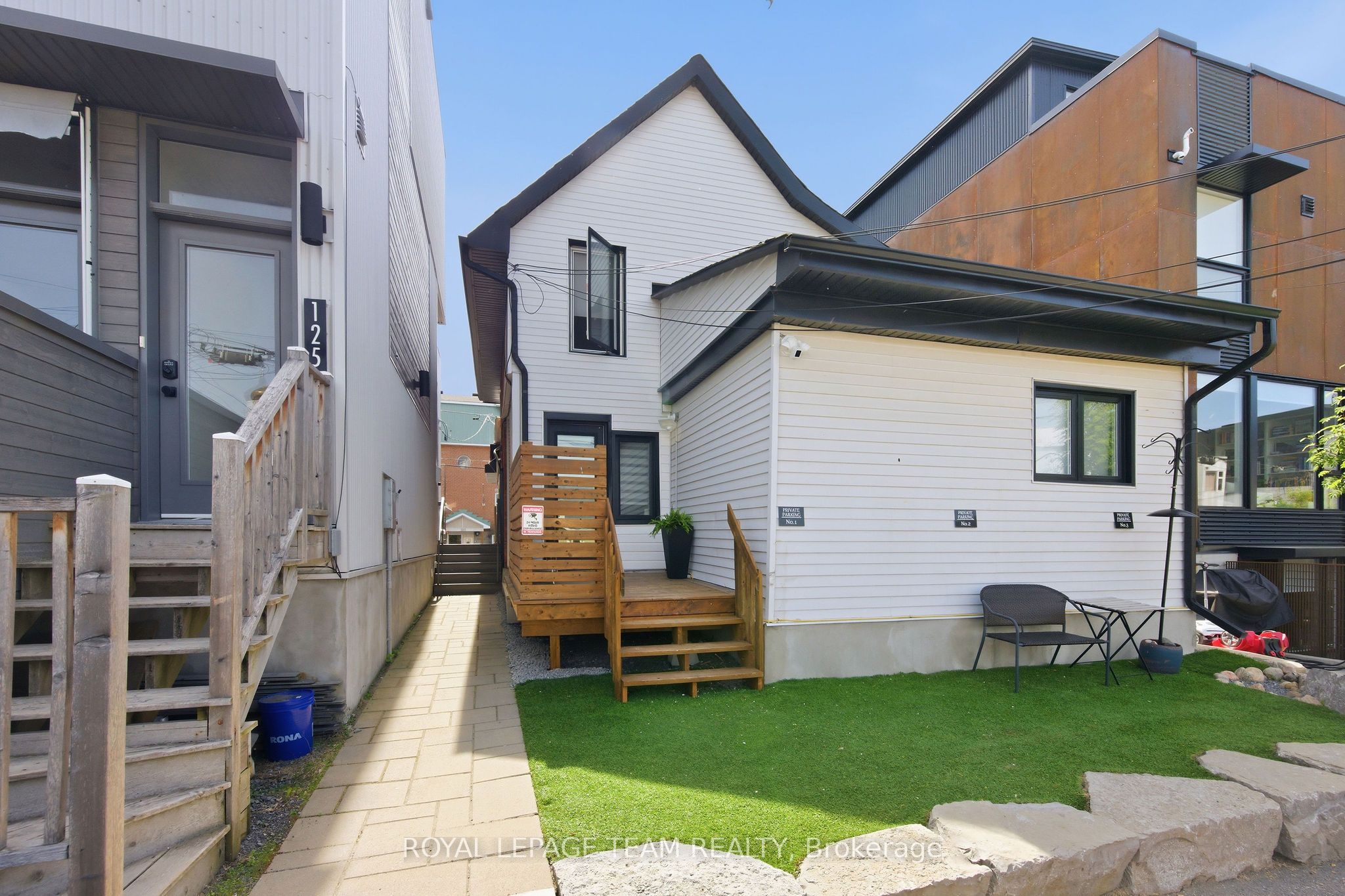 121 Carruthers Avenue Property Photo 19