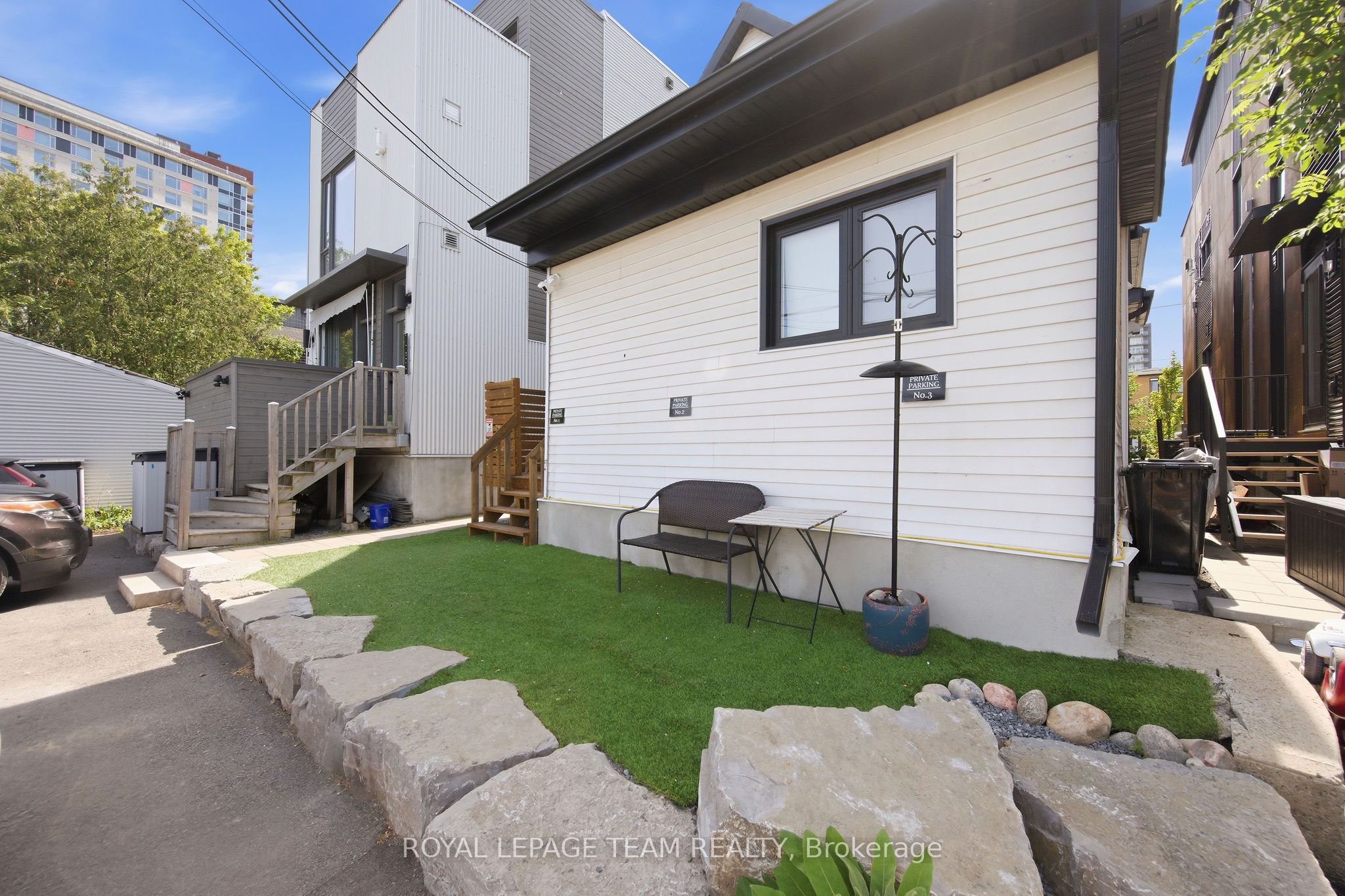 121 Carruthers Avenue Property Photo 22