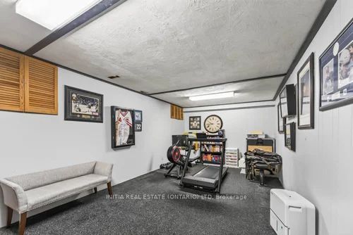 18 Hammond Crescent Property Photo 42