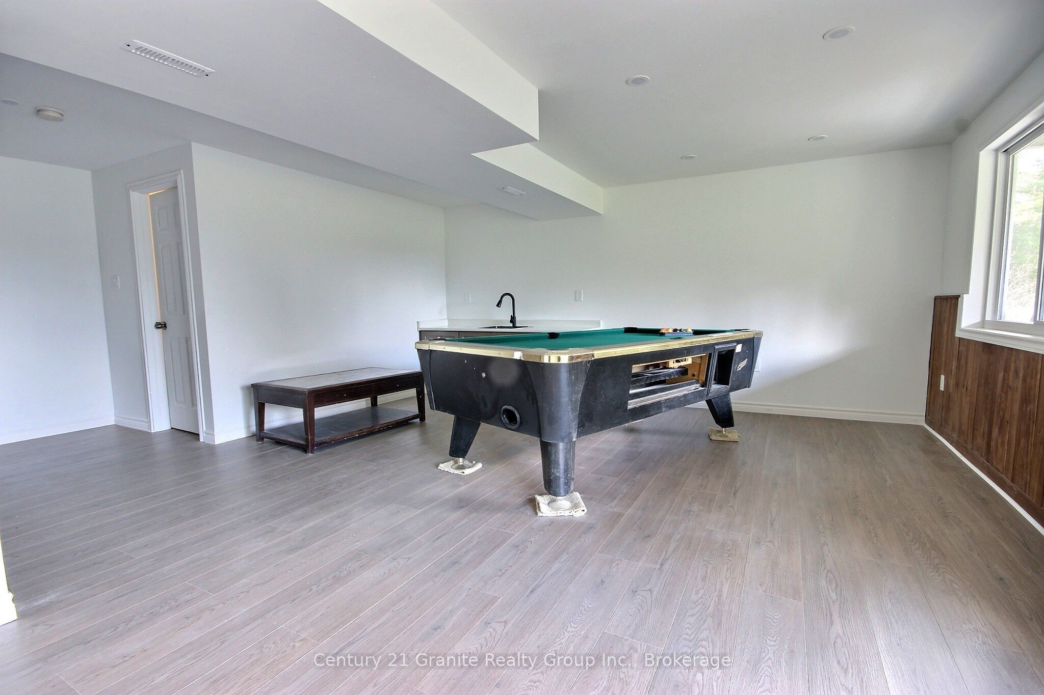 1037 Andek Trail Property Photo 14