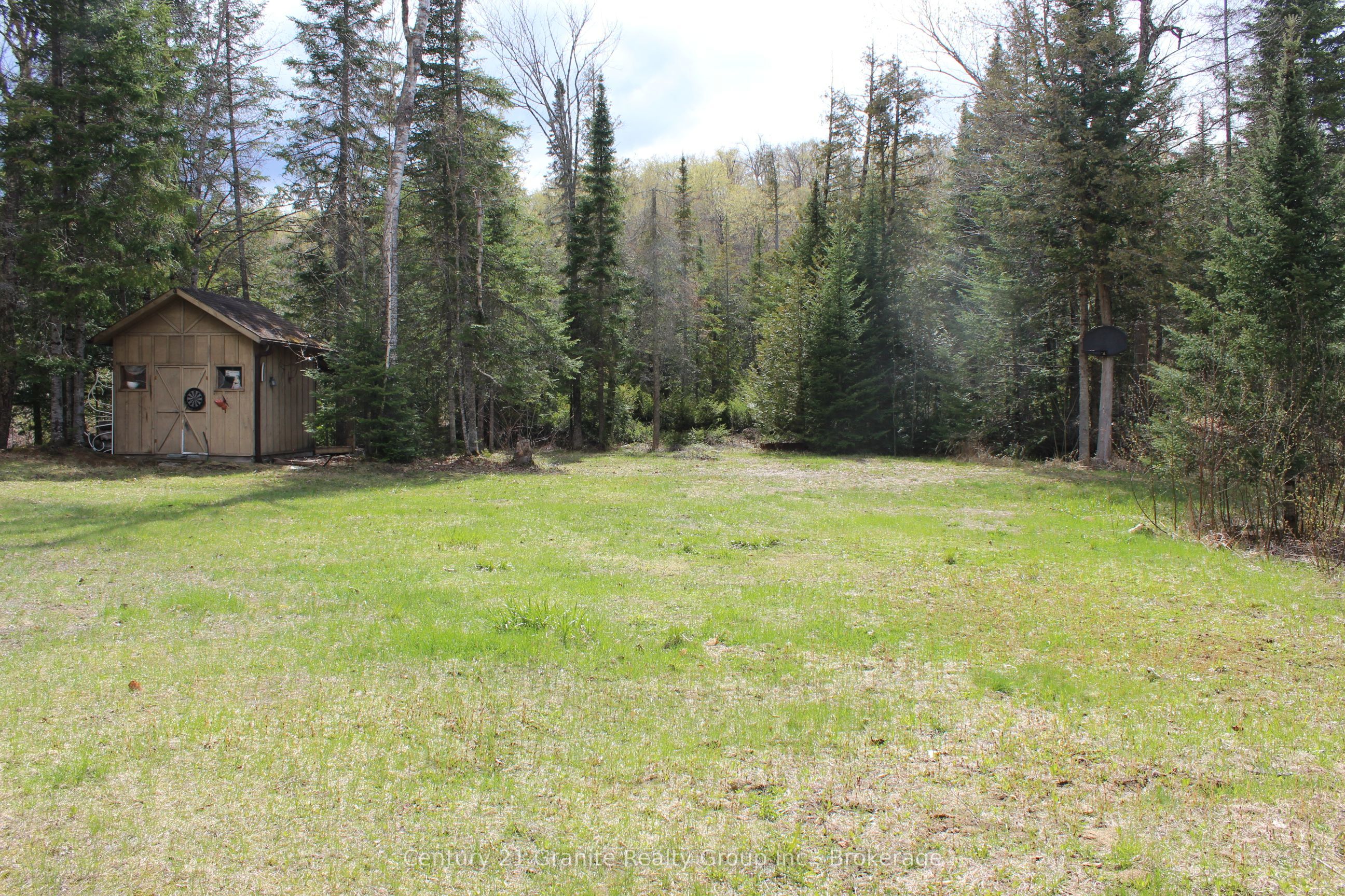 1037 Andek Trail Property Photo 17