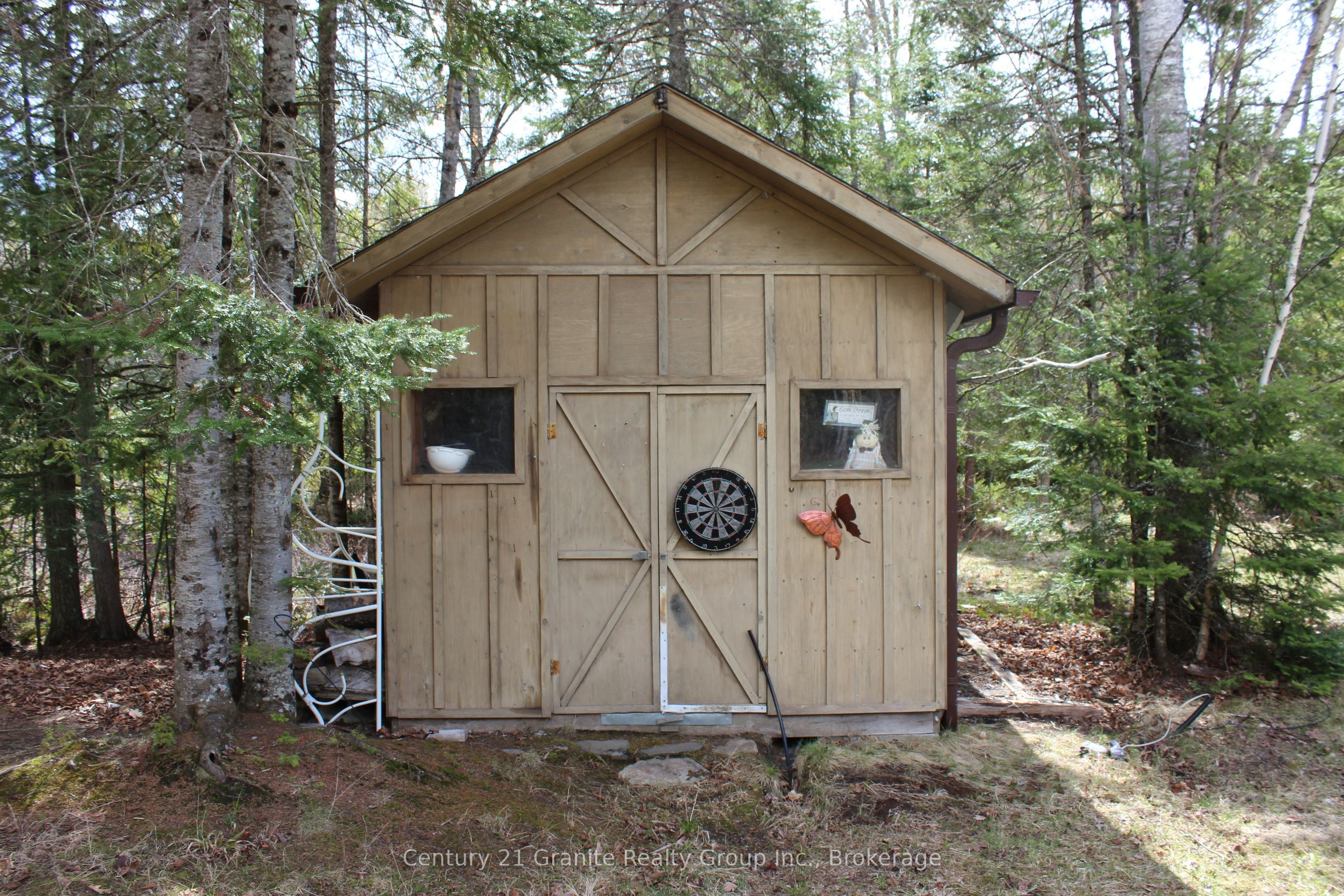 1037 Andek Trail Property Photo 18